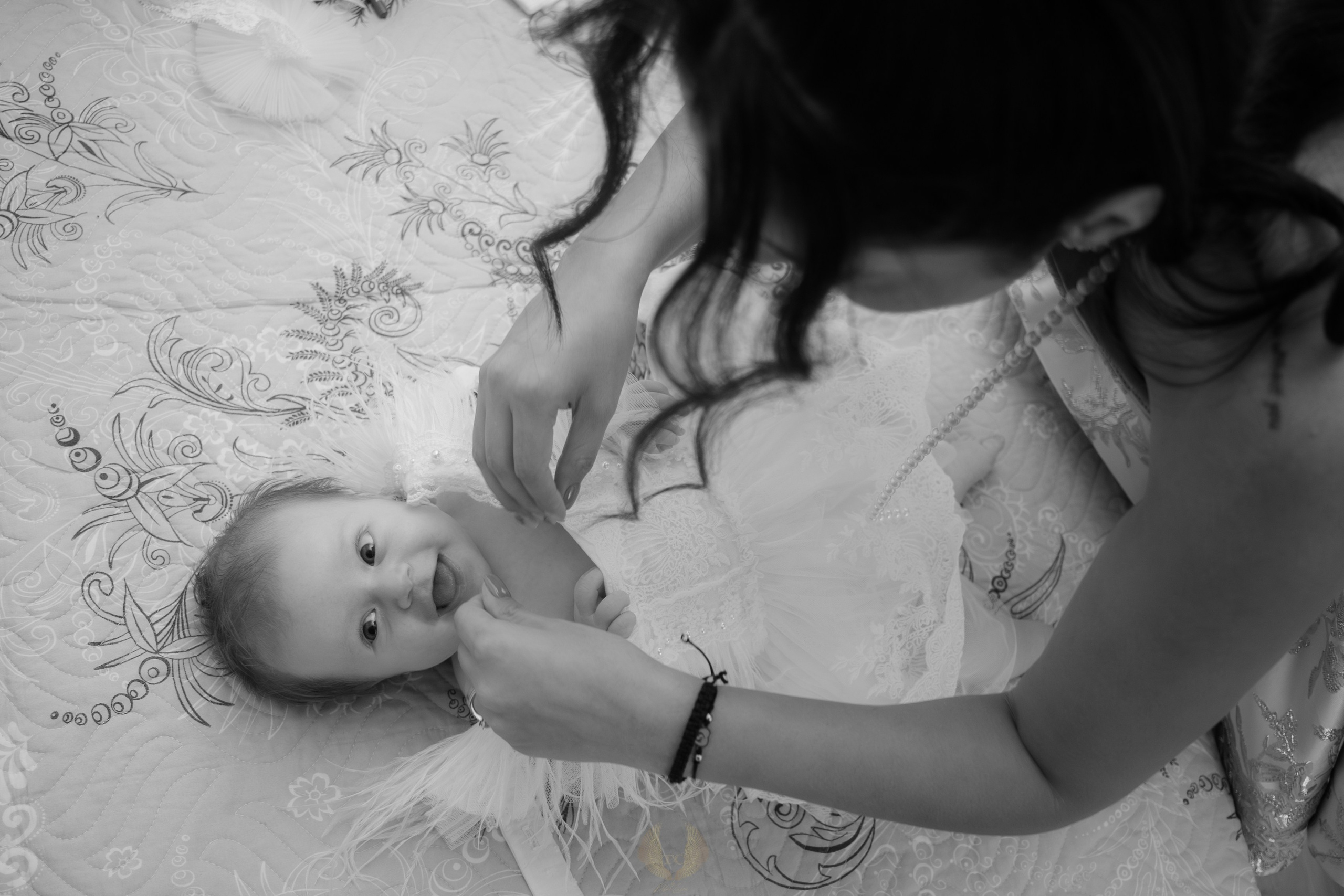 Eva Ioana. Fotograf si videograf — evenimente si studio