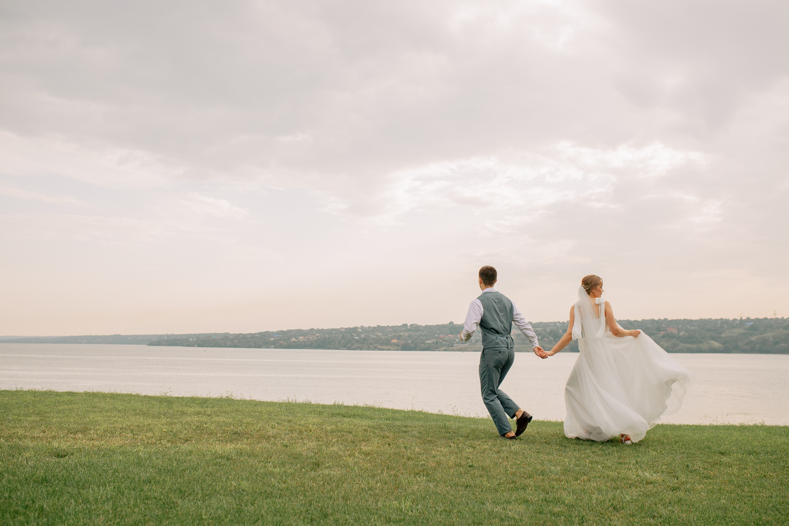 Reportage Wedding. Wedding photographer and videographer Europe