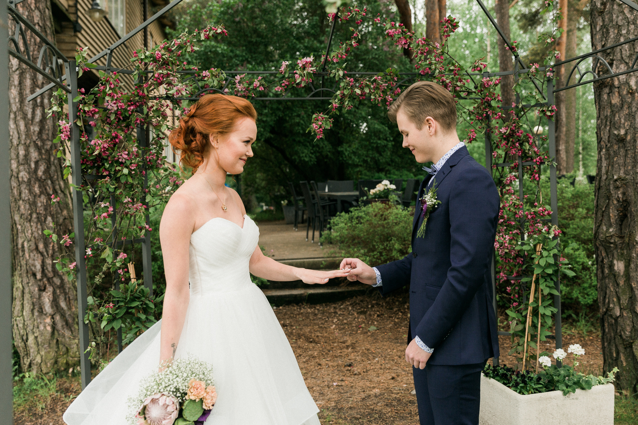 Soutupaviljonki, Stailattu kuvaus, Rantateemahäät