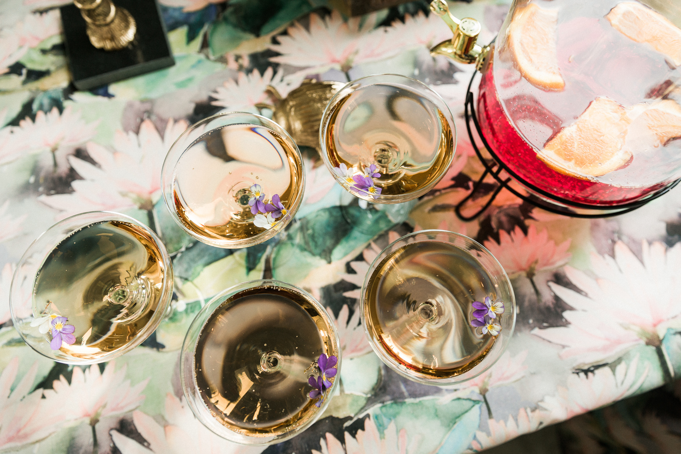 Stailattu kuvaus, Soutupaviljonki, Trooppiset häät