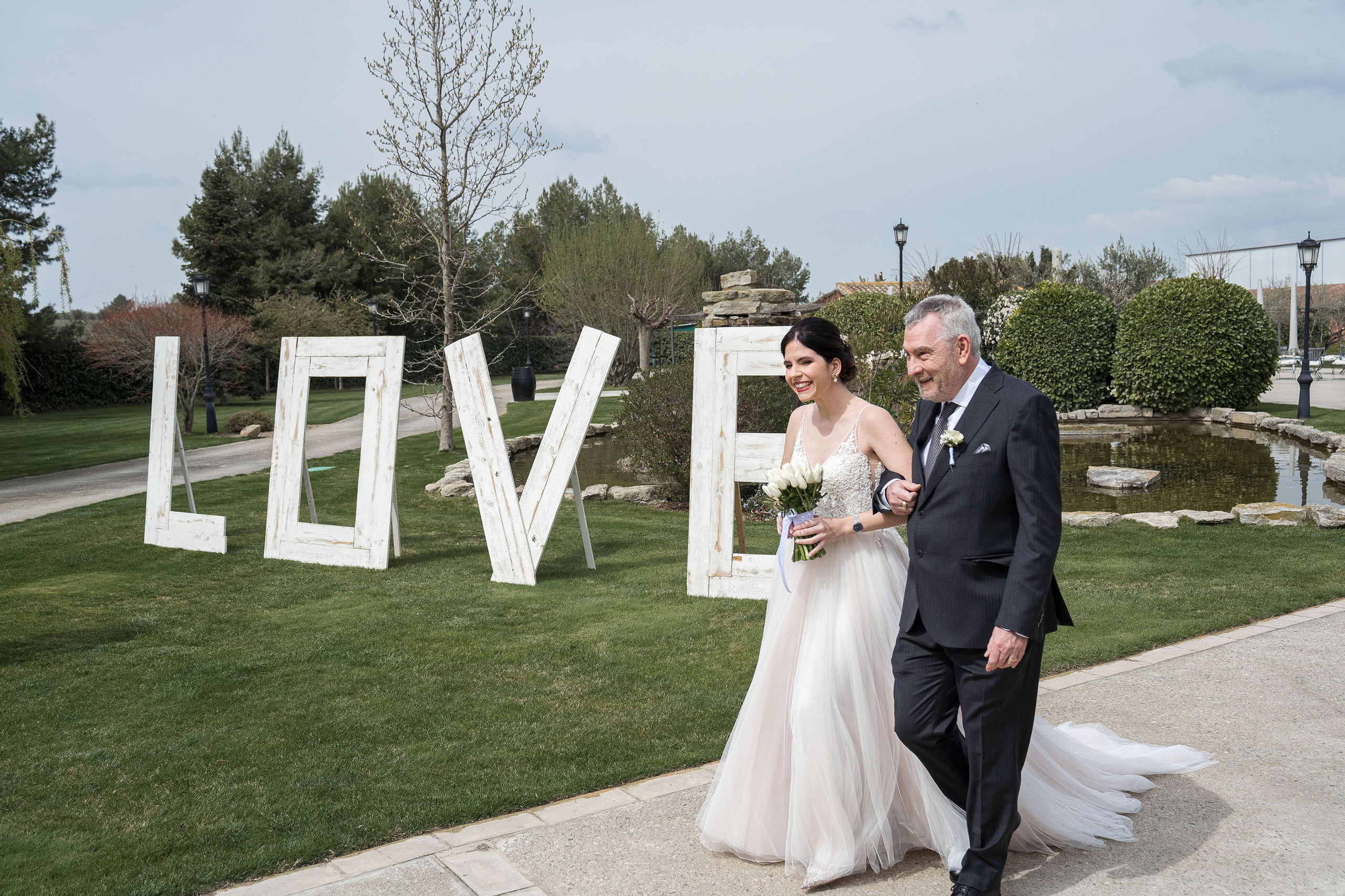 Loreto & Marc - Boda Los Jardines Del Canal en Almudévar. PIXLOVE - Fotógrafos de bodas Huesca Pirineos Zaragoza