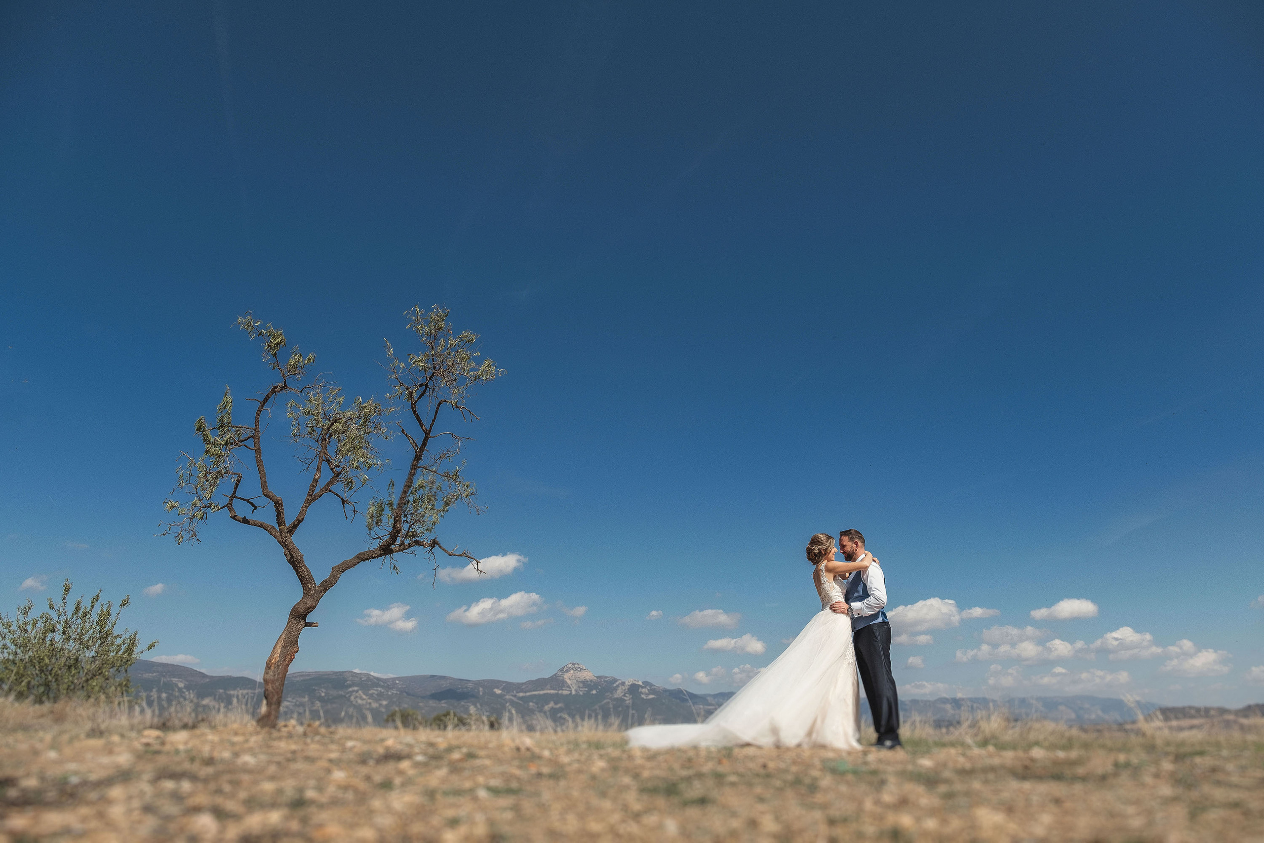 Sara & Ivan - Boda Restaurante El Cobertizo, Huesca. PIXLOVE - Fotógrafos de bodas Huesca Pirineos Zaragoza