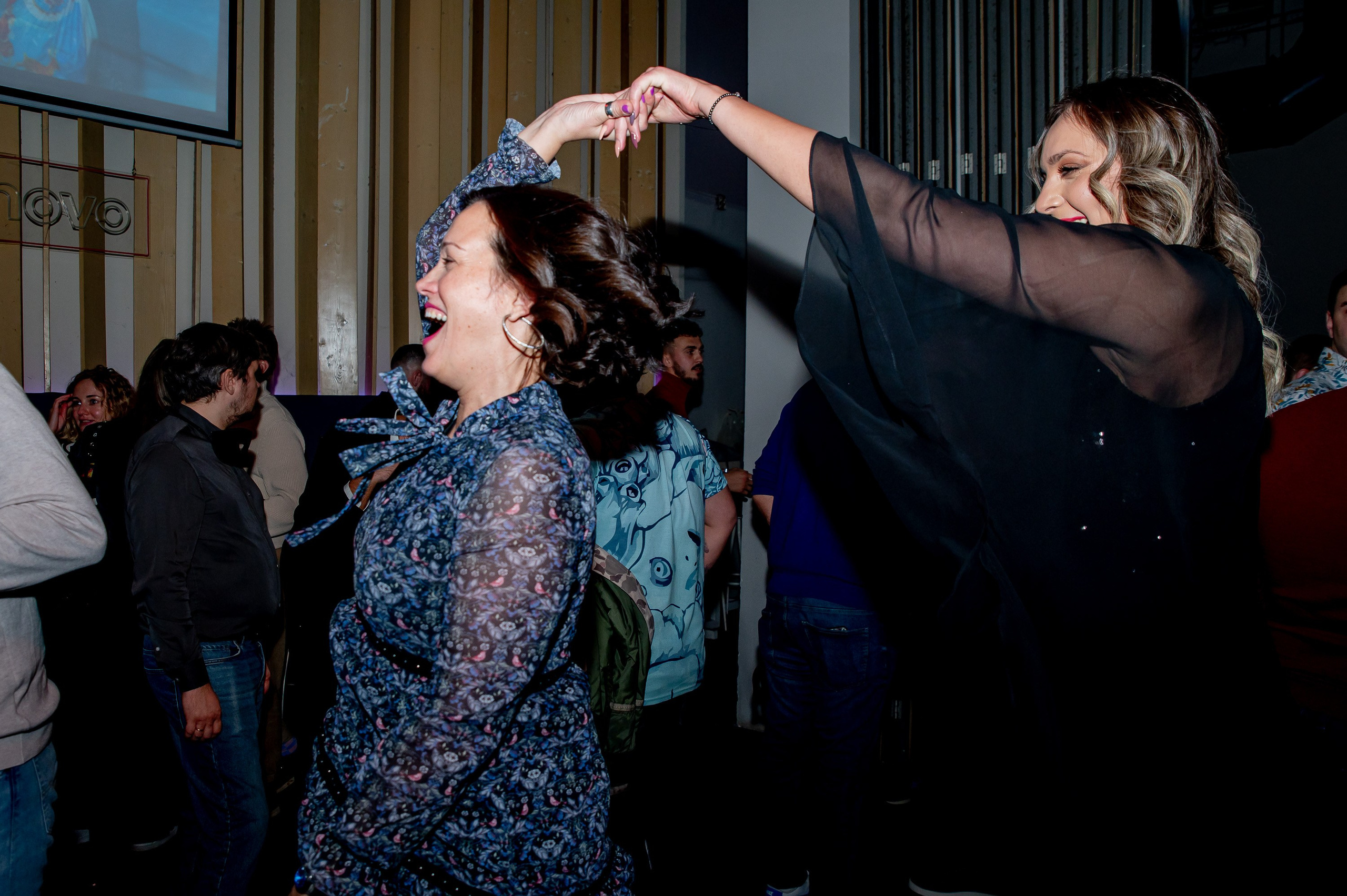 Fotografisanje teambuildinga i korporativnih proslava. Bojana Žuža fotograf u Beogradu 📷 Belgrade photographer