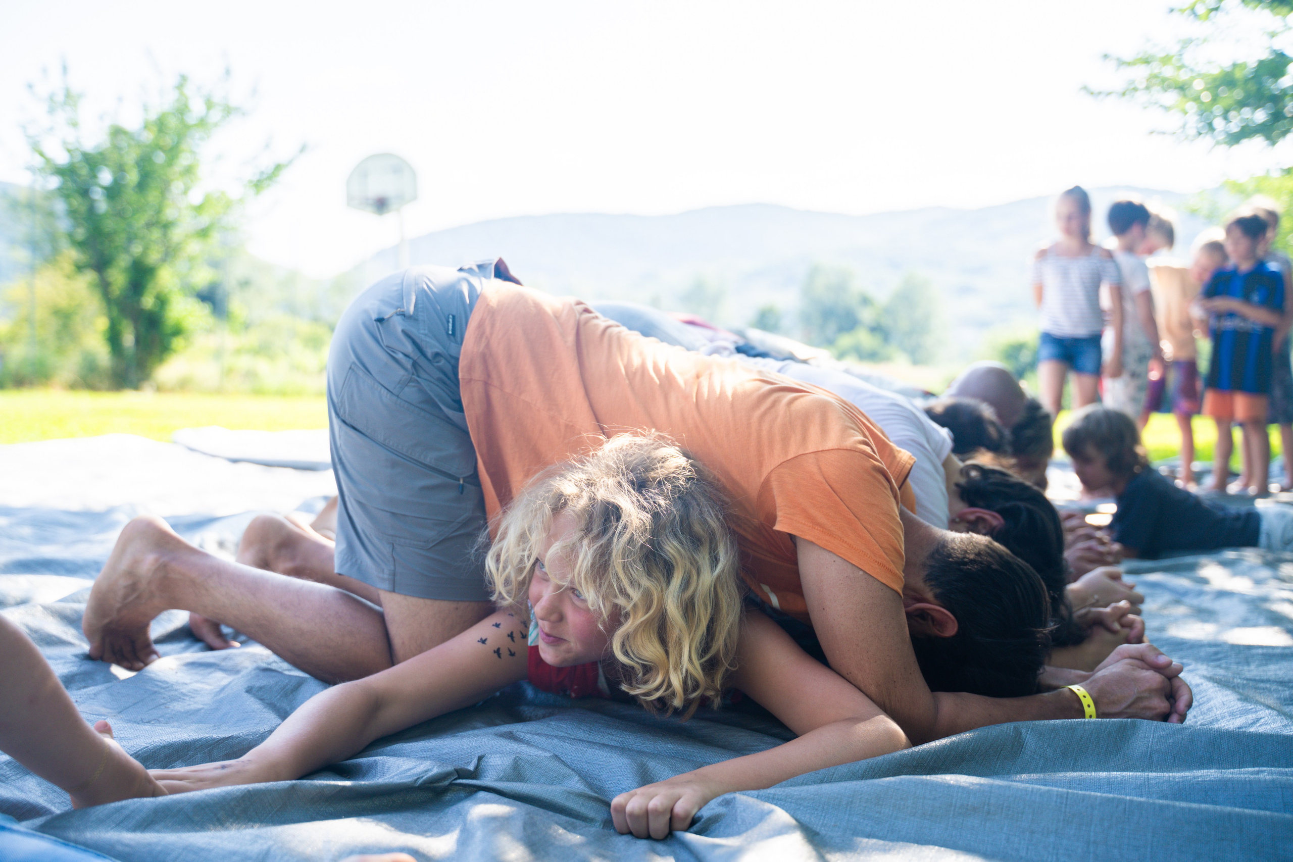 Детская игровая контактная импровизация. Семейные лагеря в Европе с Ниной Янечковой и Ириной Зиновьевой