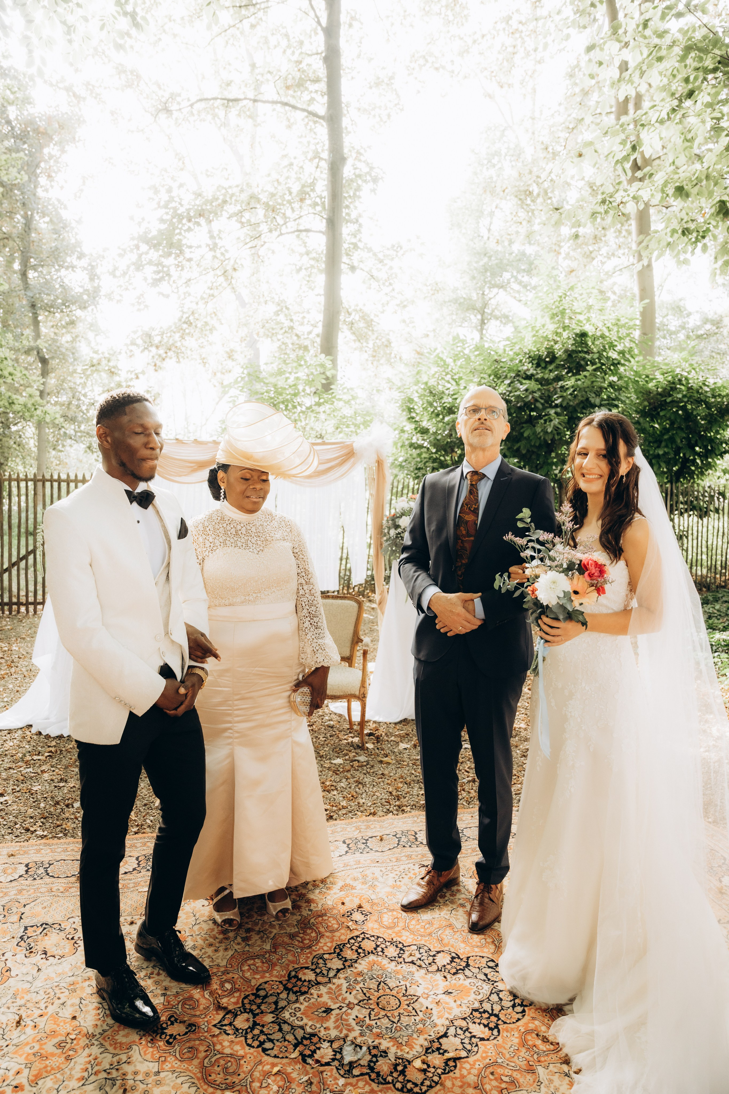 Anisa & Yannick huwelijk in Gent. Little Birdie – Jouw familie- en huwelijksfotograaf in België en daarbuiten