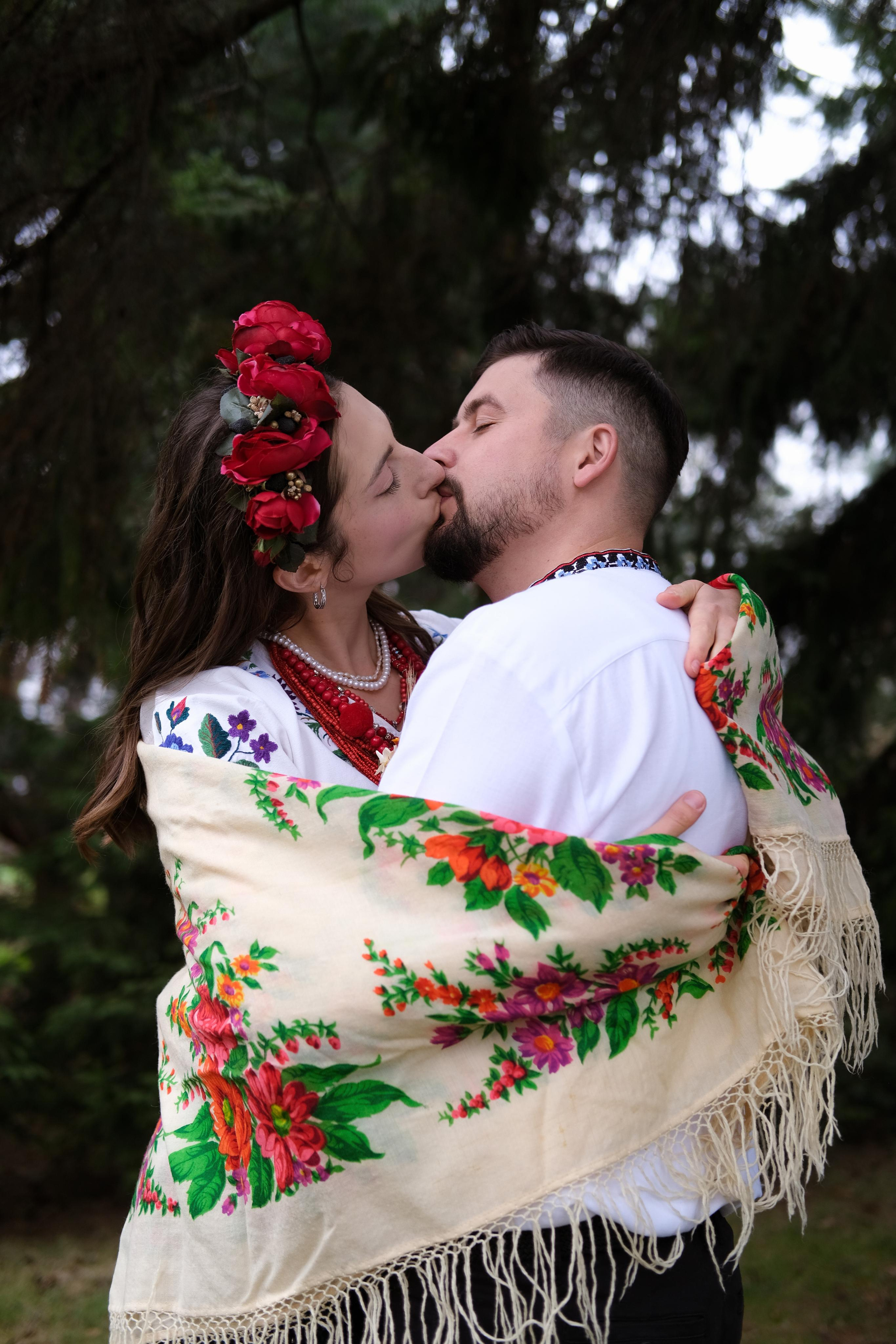 H&m. Wedding photography and videography in Regina, Saskatchewan