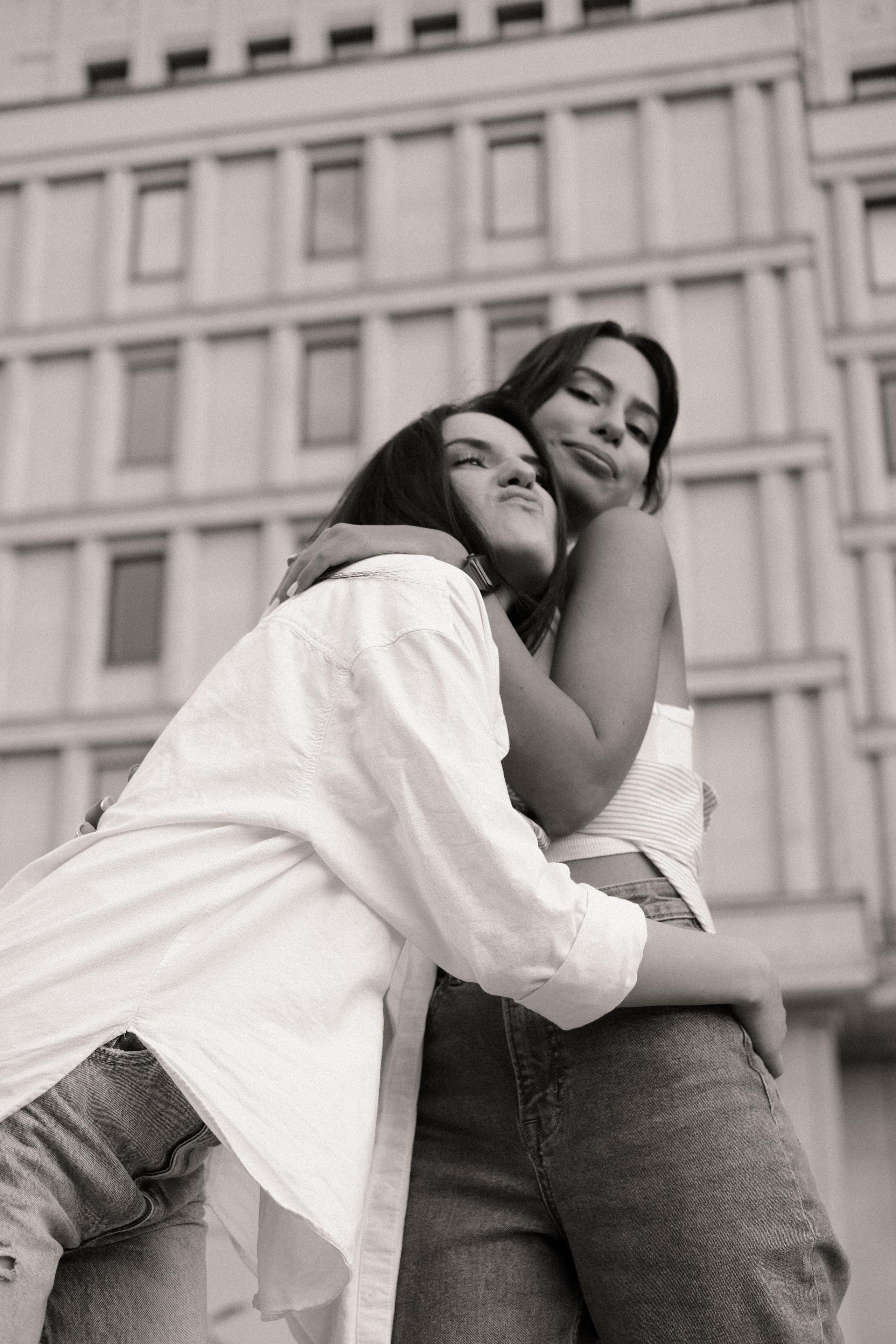 Sisters. Wedding photography and videography in Regina, Saskatchewan