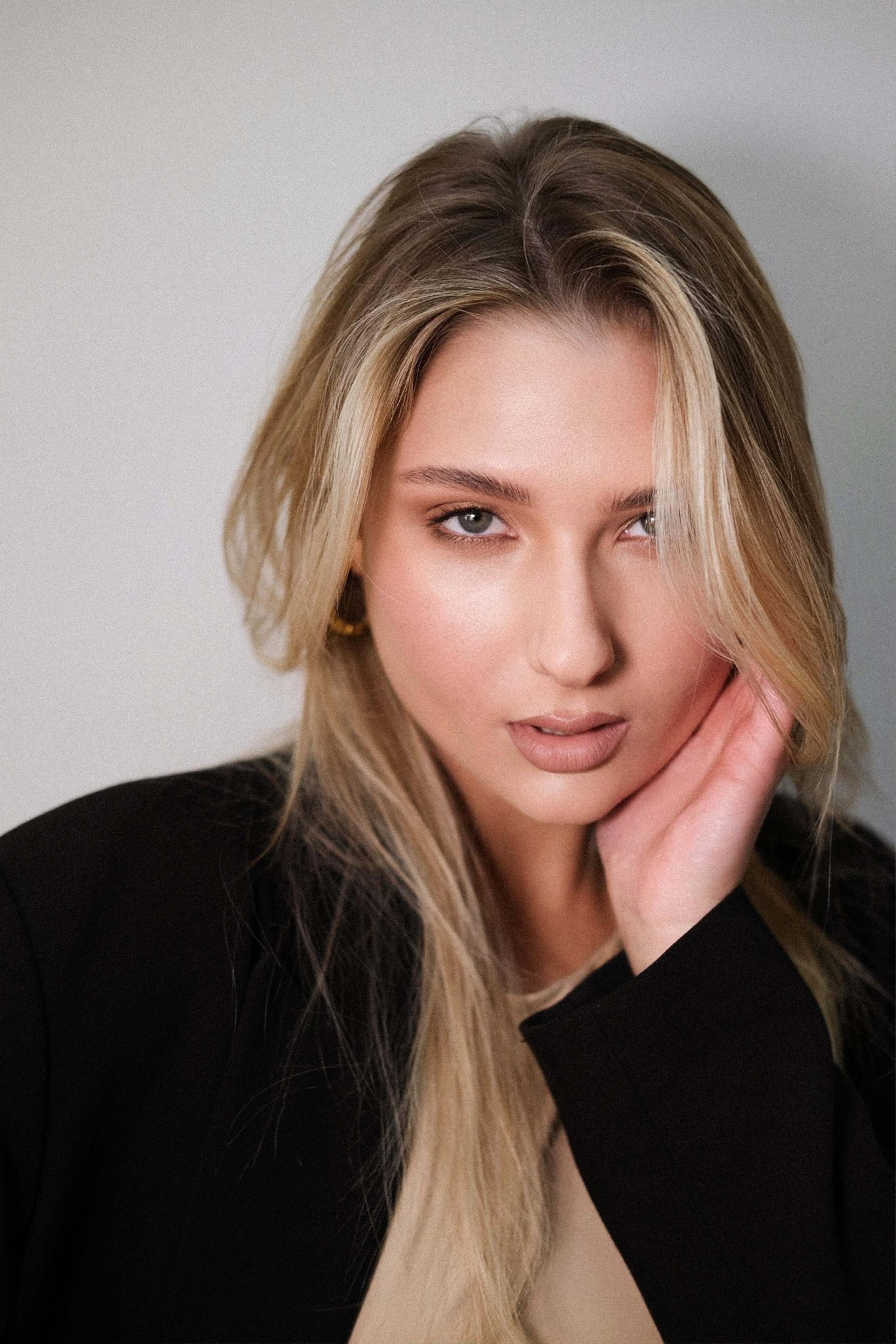 Alexandra. Wedding photography and videography in Regina, Saskatchewan