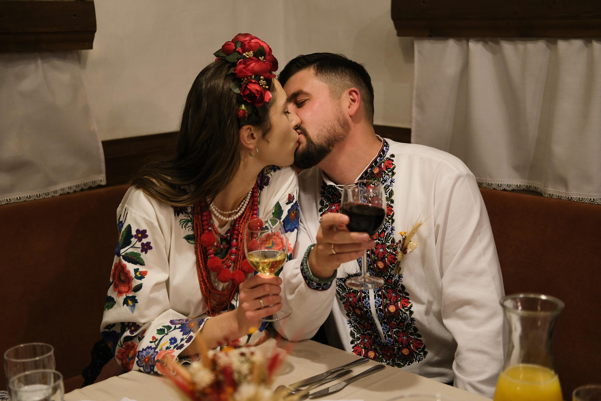 H&m. Wedding photography and videography in Regina, Saskatchewan