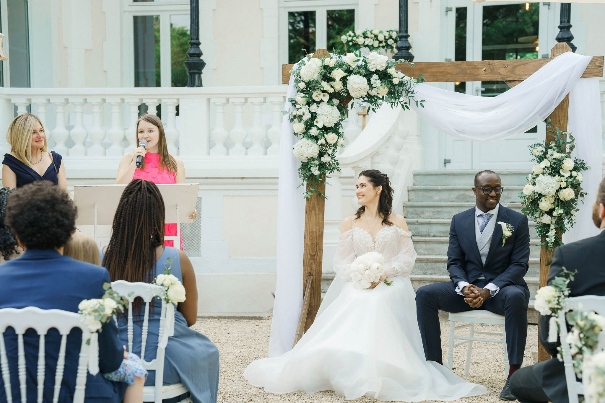 K& F, destination wedding photographer in L’Orangerie de l’Orée du Bois, France