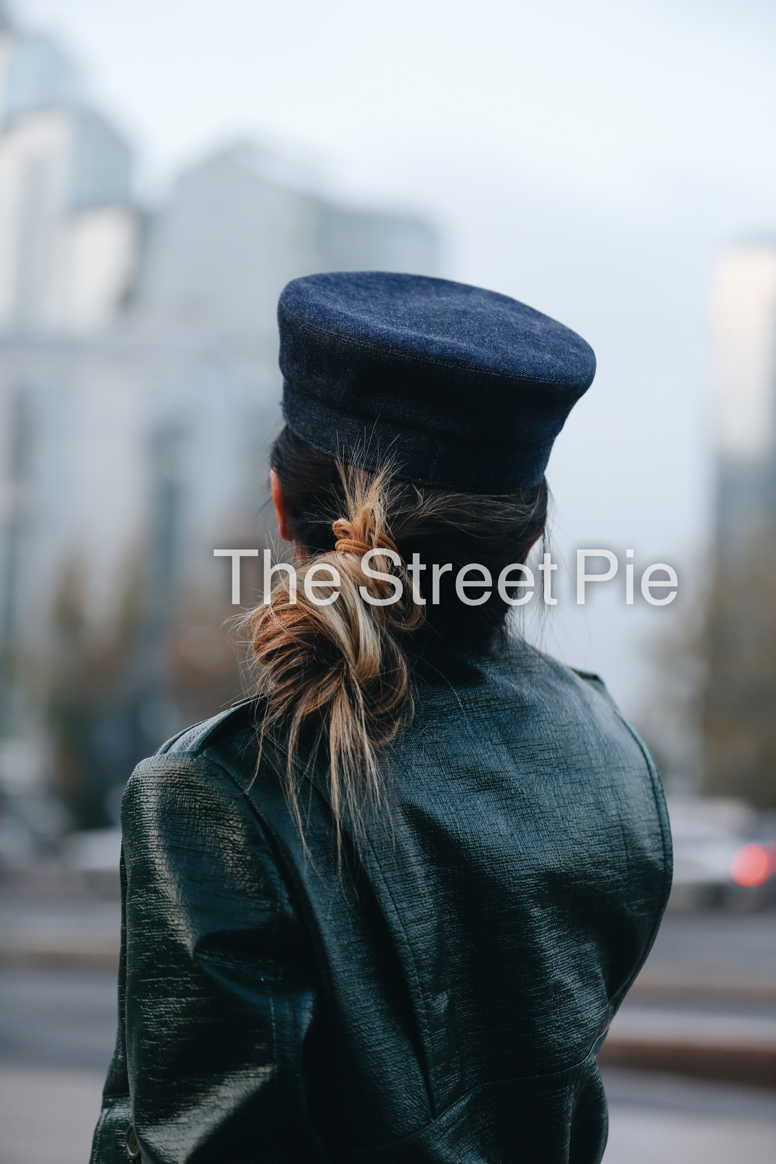 ALMATY VISA FW 6. Anastasia Fedoseeva / The Street Pie — streetstyle photographer