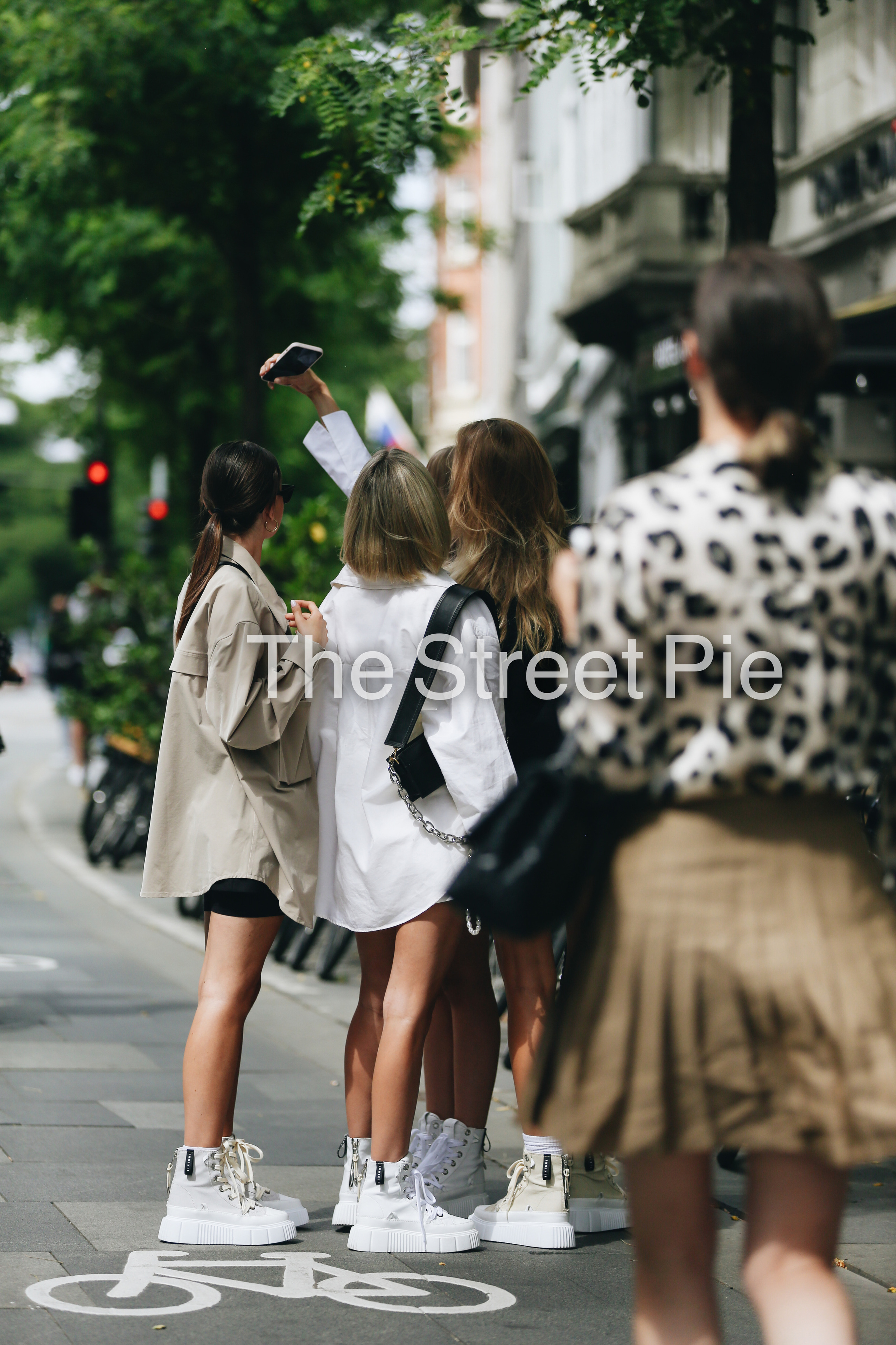 COPENHAGEN SS23. Anastasia Fedoseeva / The Street Pie — streetstyle photographer