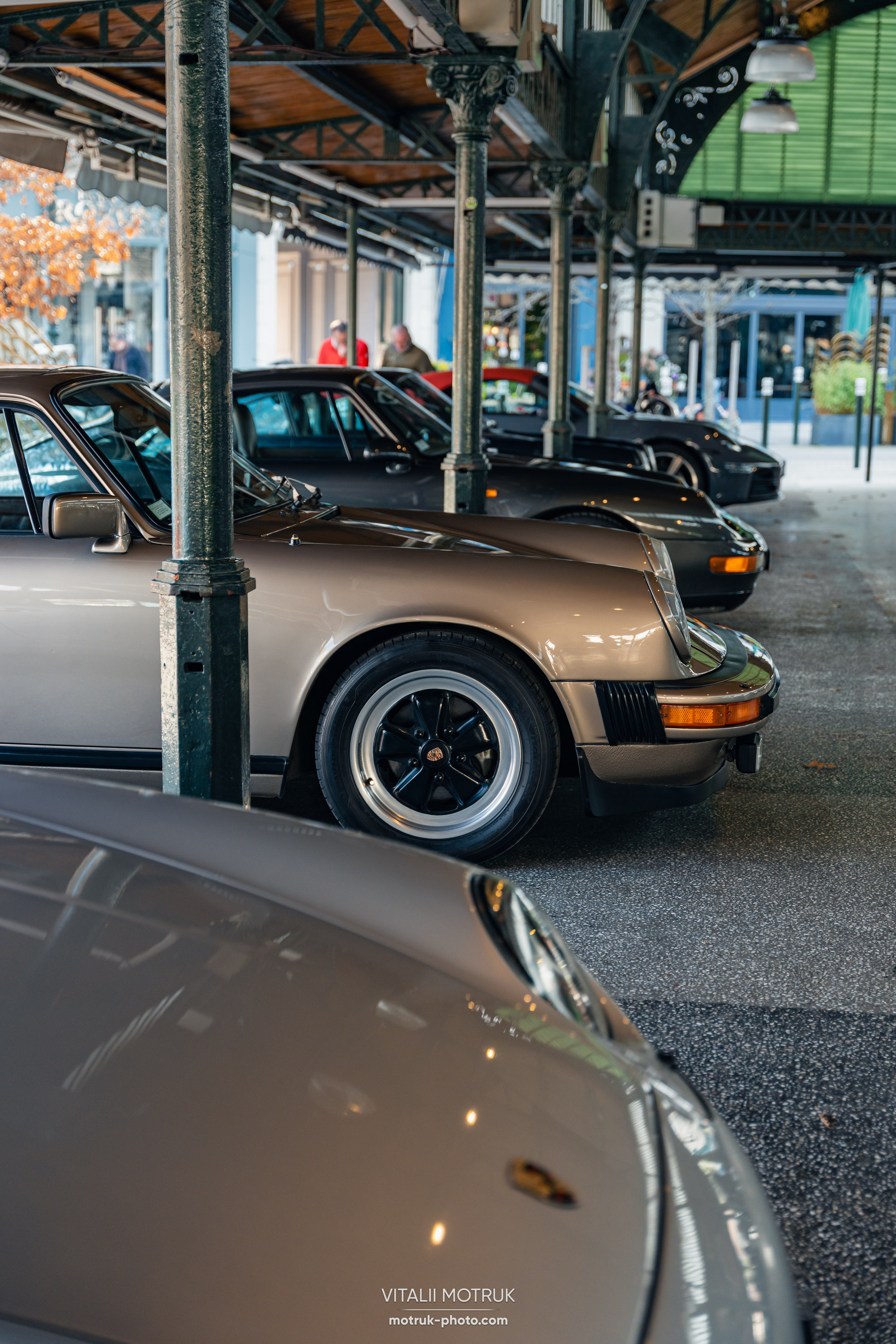 Rassemblement Garenne Colombes — 16 mars. Photographe de voitures à Paris — Vitalii Motruk