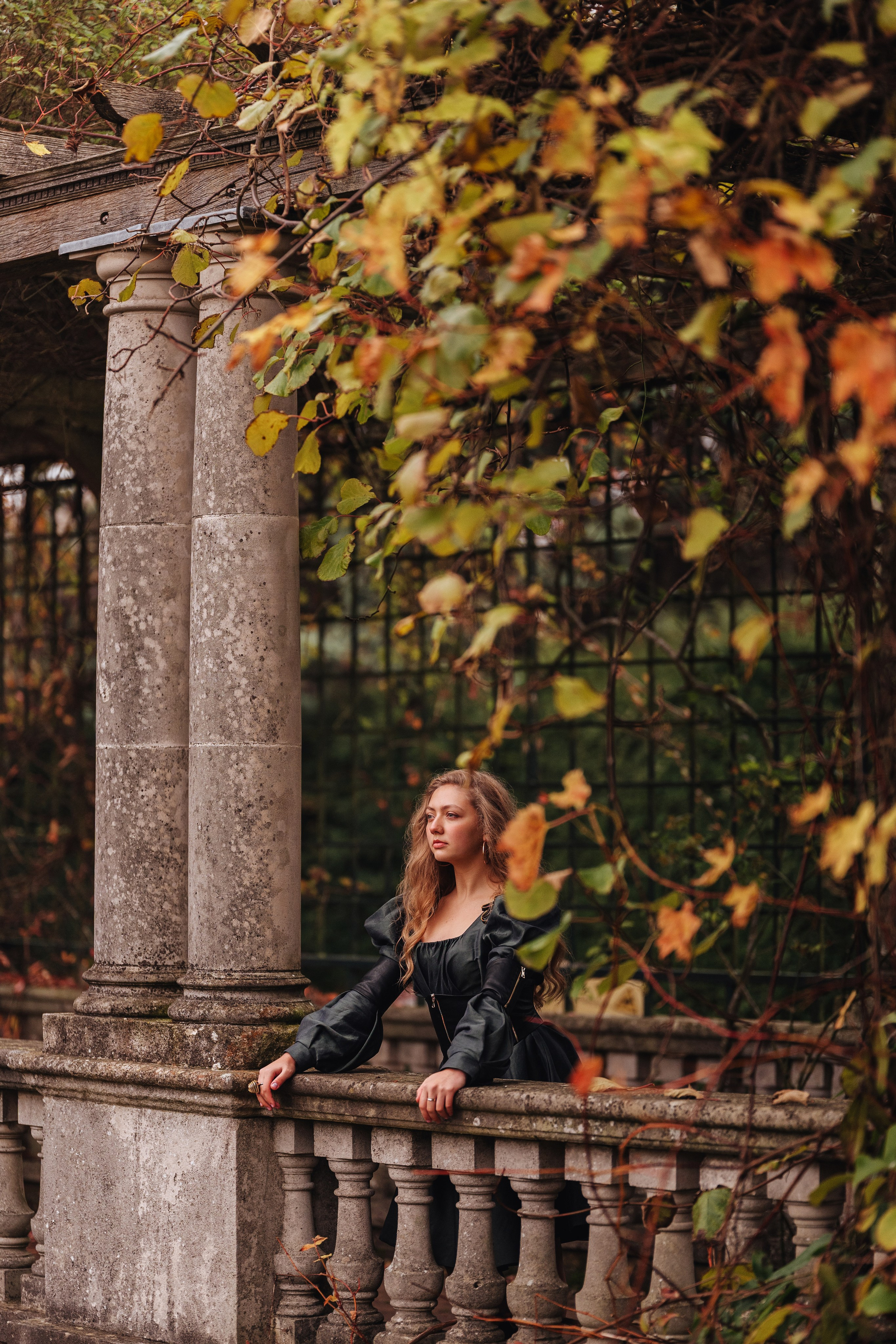 Pergola. Wedding and family photographer in London