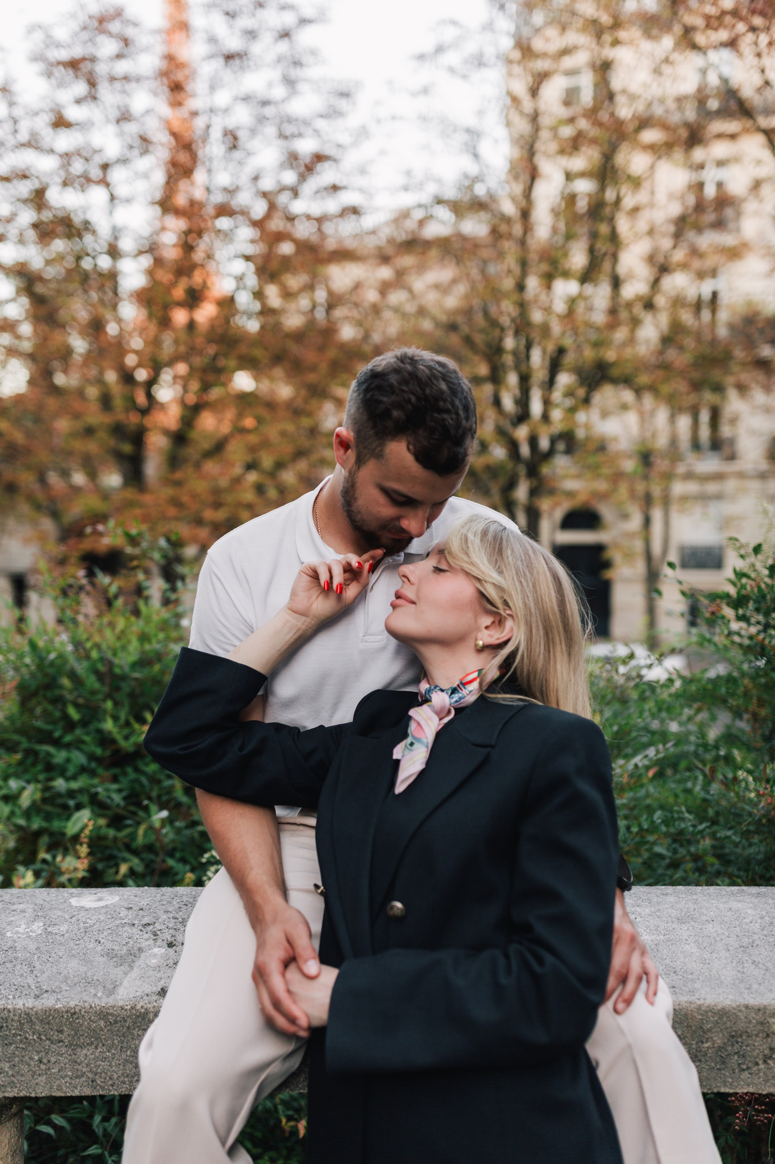 Paris couple shooting. Photographer Rouen, France