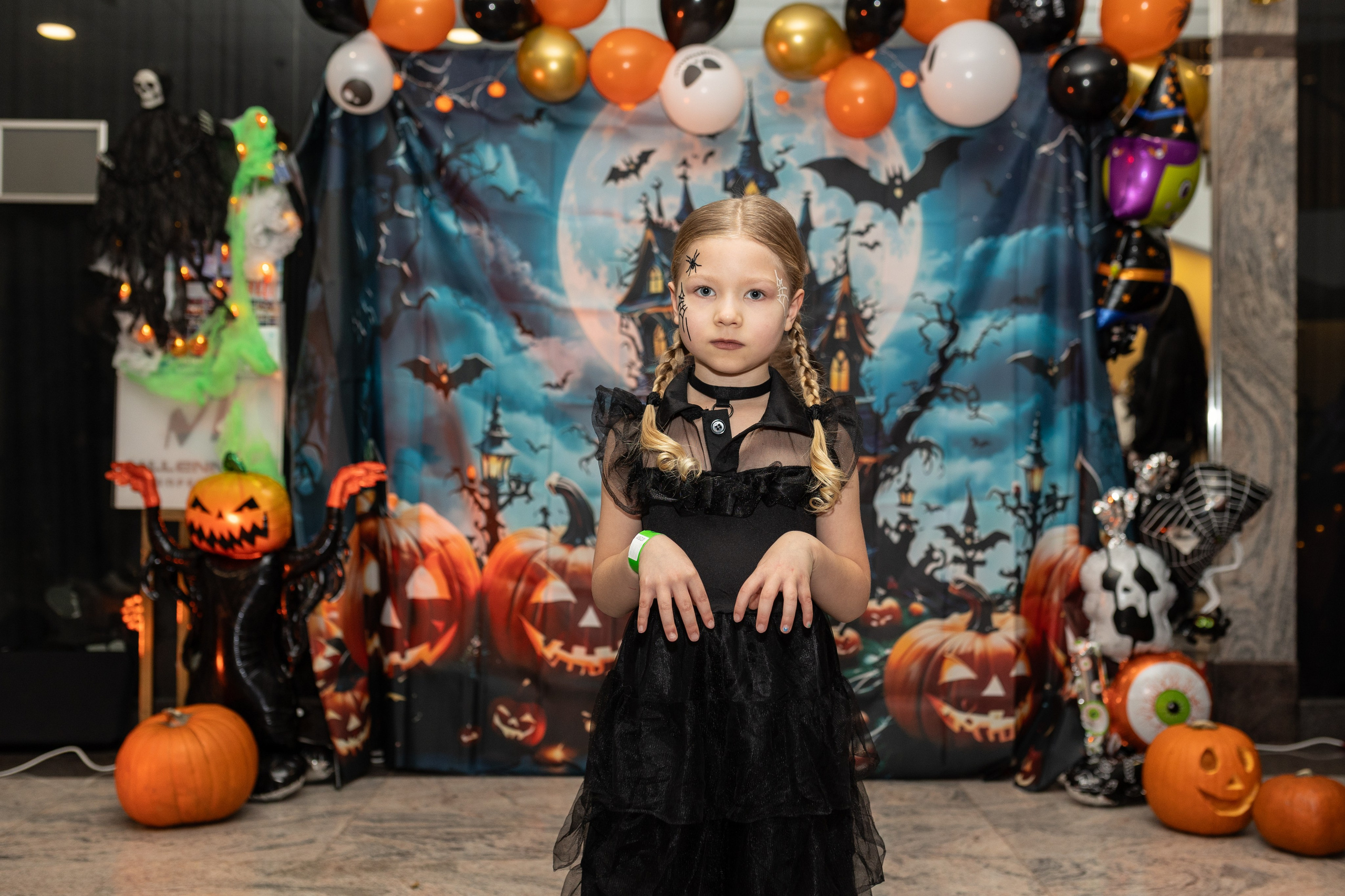 Leo dance studio Helloween 2025. Семейный и детский фотограф в Варшаве Мила Бобровская