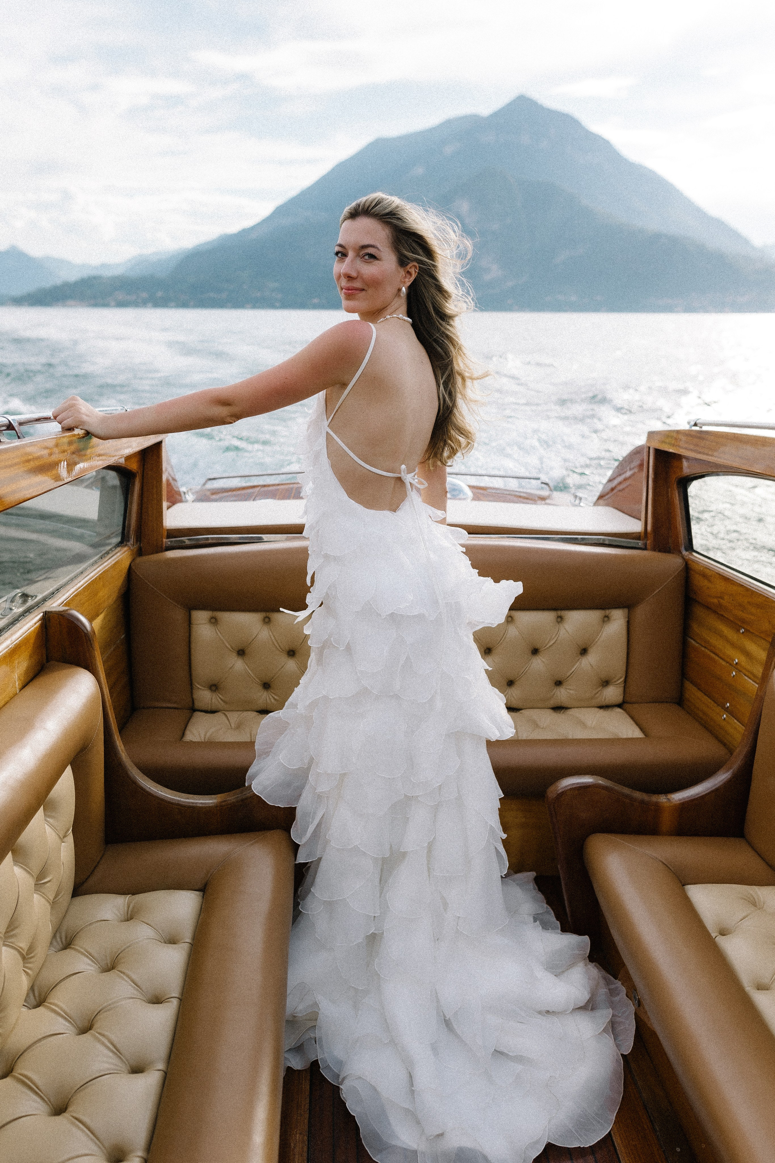 Lake Como Elopement Photography | Boat & Villa Monastero Wedding. Photographer in Italy Anna Linnik