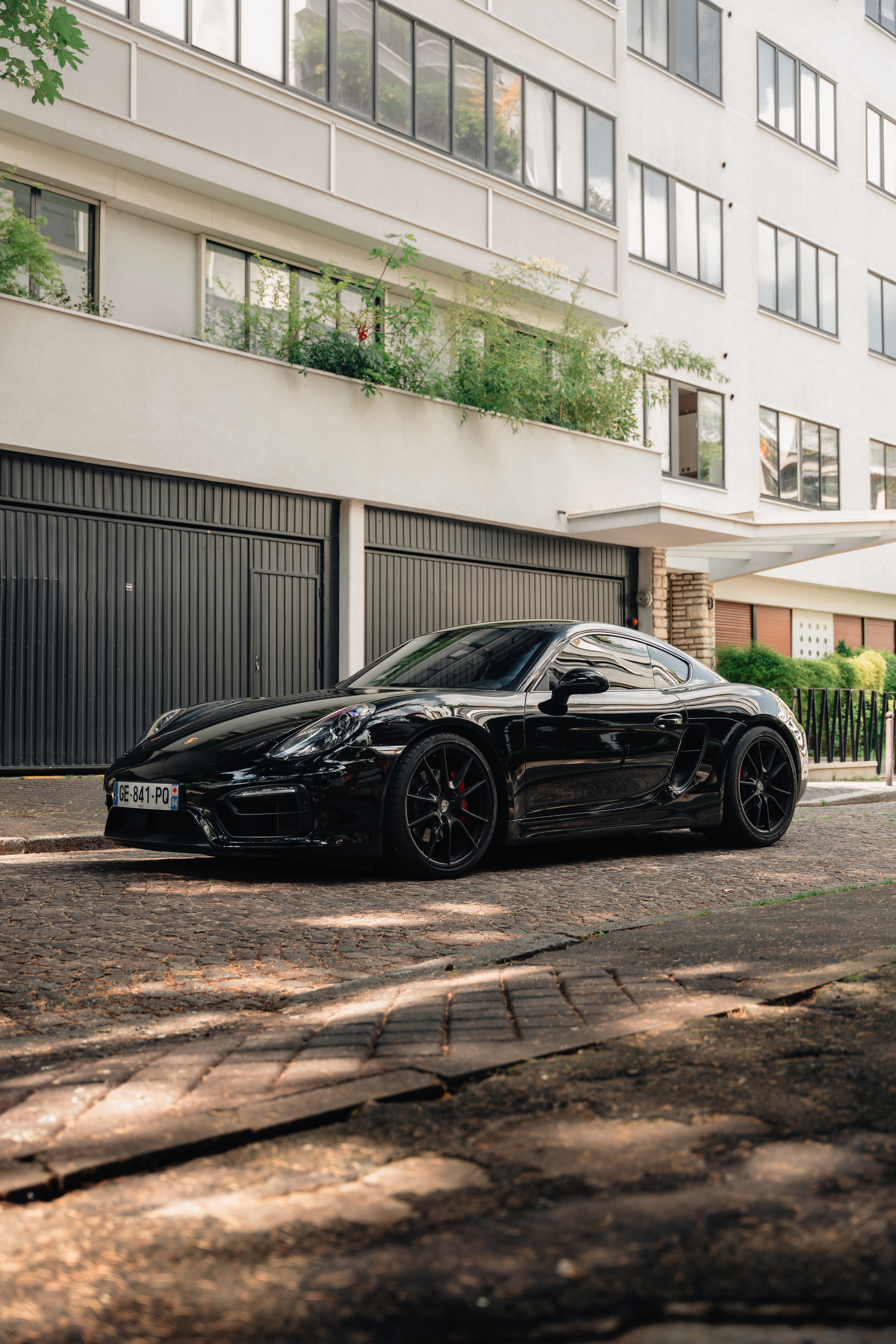Porsche Cayman GTS. Photographer in Paris — Vitalii Motruk