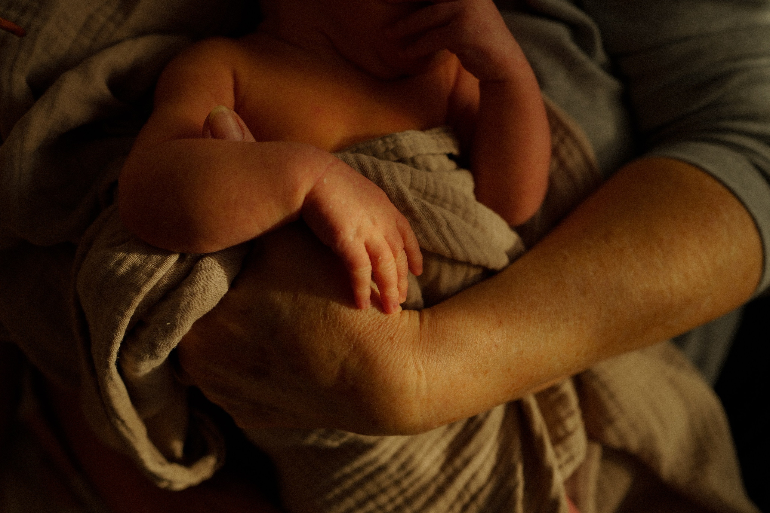 Newborn Home. Katerina Sellitti - Newborn Fotografin aus Bern. Schweiz