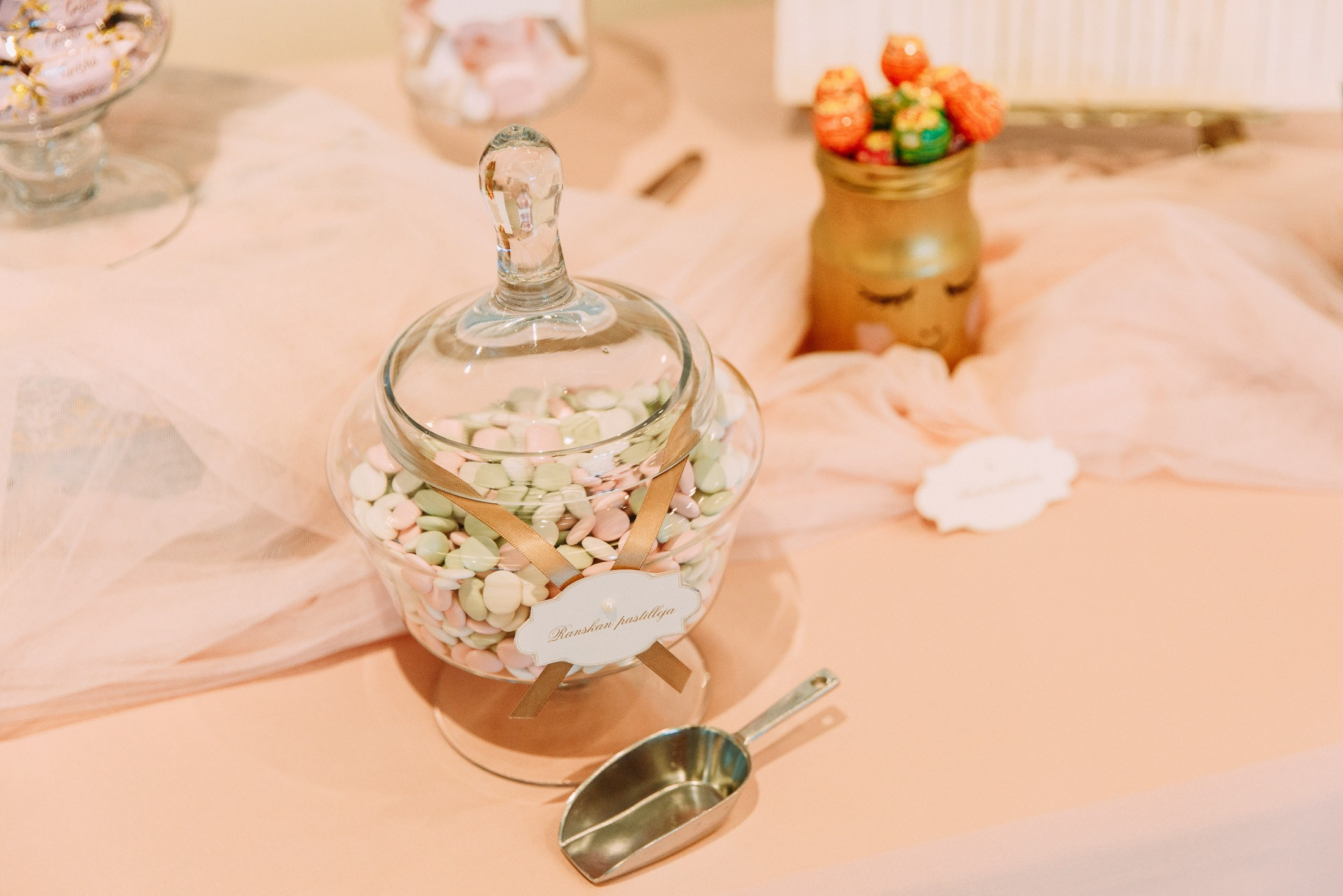 Hääkuvaaja Porvoo | Hääkuvaus Villa Haikko