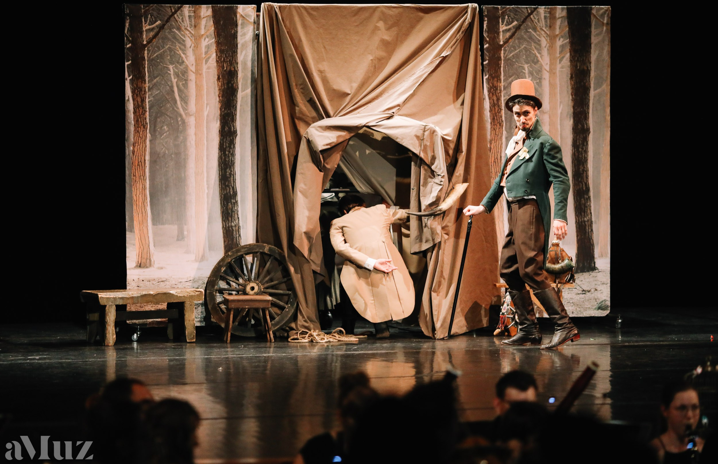 Opera Łąkowa. Fotograf Ślubny Warszawa - Sesje Biznesowe Rodzinne Eventy