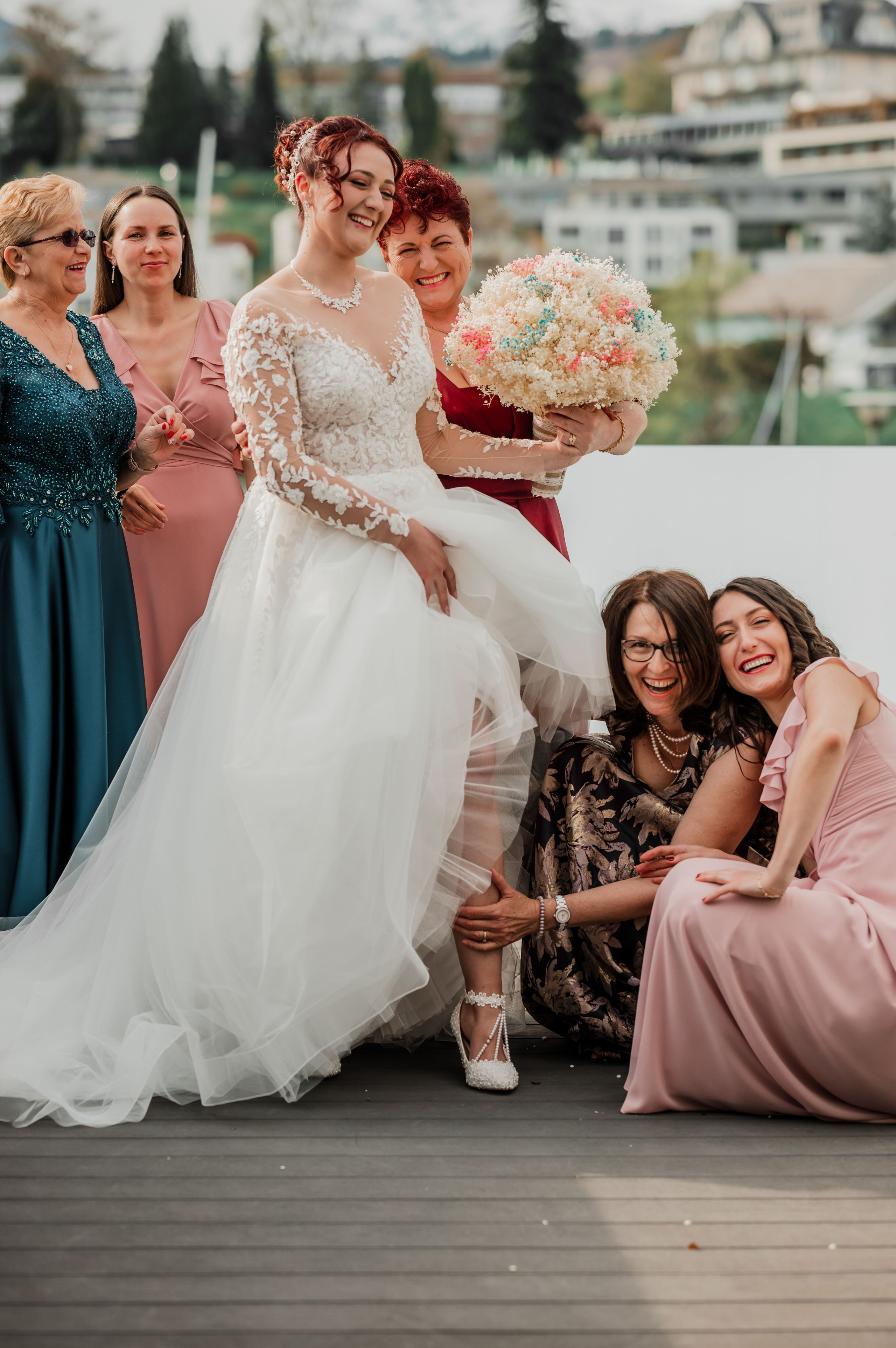 Hochzeit in Bern – Ella & Adrian. Authentische, emotionale, zeitlose Hochzeitsfotografie aus Albstadt