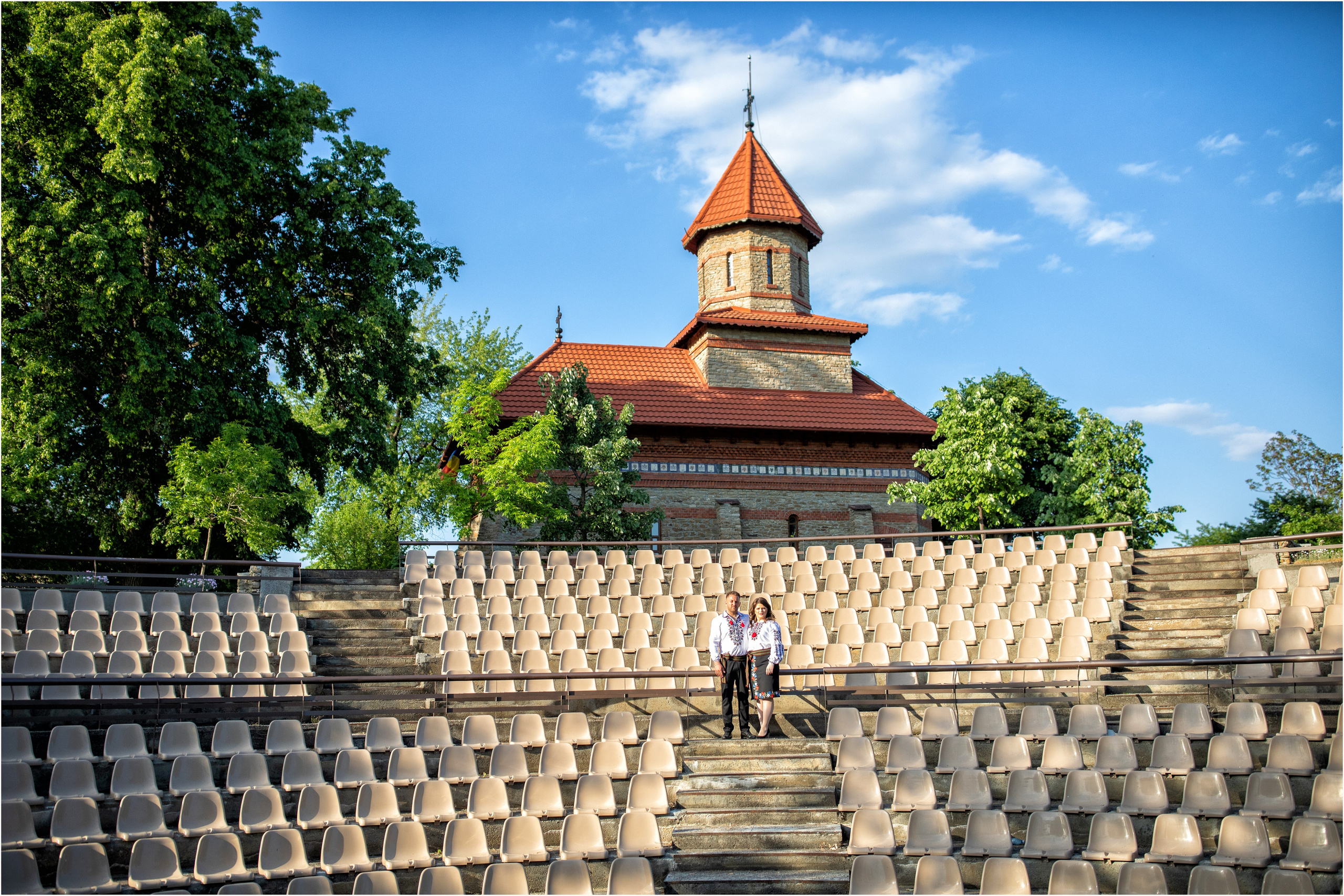 - save-the-date-petrică-claudia-ședință-foto-logodnă  - cuplu-îndrăgostit-ședință-foto-romantică  - anunț-nuntă-petrică-claudia-save-the-date  - fotografii-save-the-date-iași-botoșani-suceava  - petrică-claudia-poze-logodnă-foto-alin-chirilă  - ședință-foto-pre-nuntă-save-the-date  - save-the-date-poze-emotionante-cuplu  - logodnă-foto-petrică-claudia-alino-foto-studio  - ședință-foto-natură-cuplu-viitori-miri  - alin-chirilă-fotograf-save-the-date-petrică-claudia