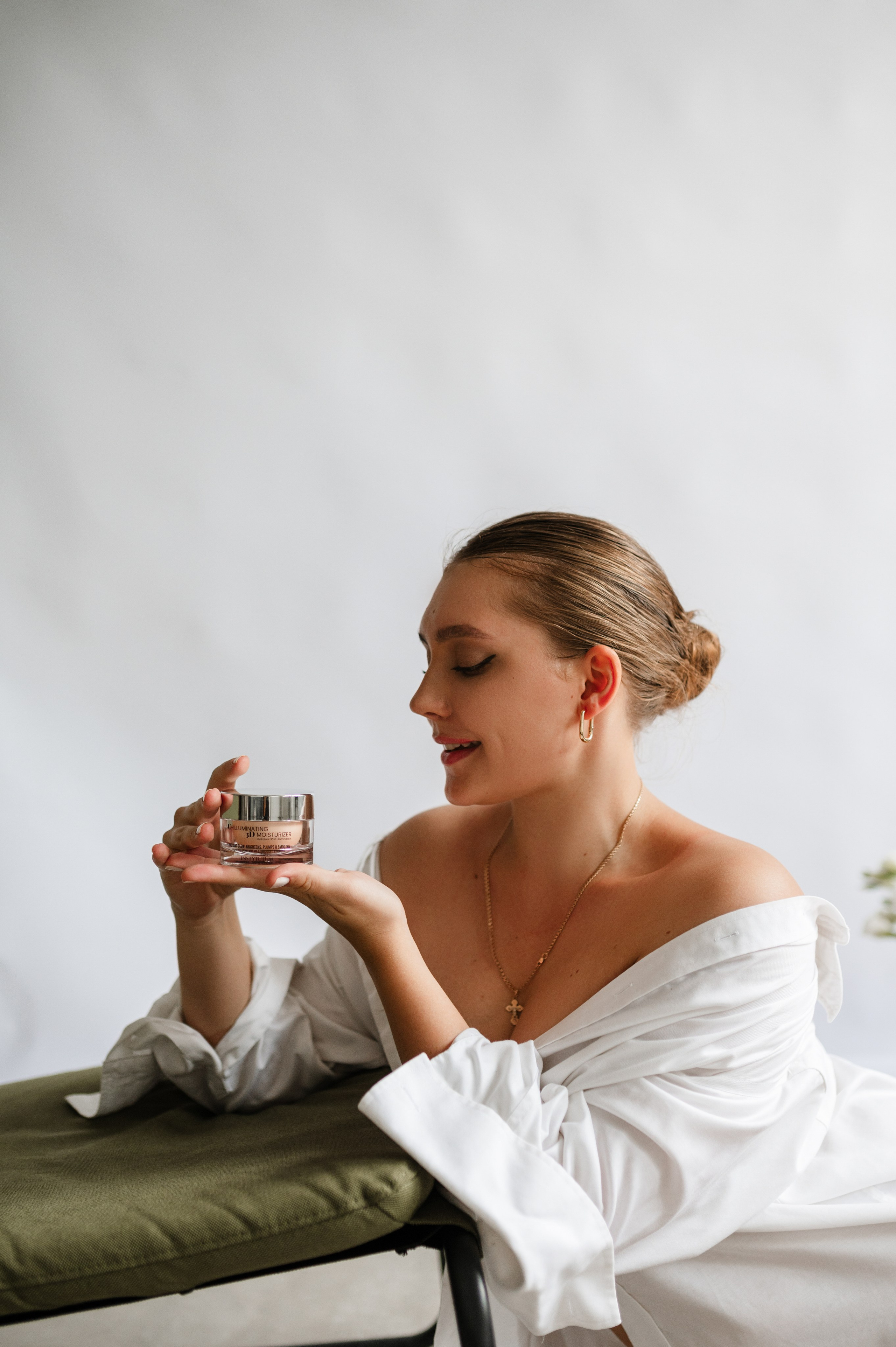 Skin&Care beauty shop. ANNA-MARIA PHOTO CONTENT CREATOR — фотограф, естет, художник і візуальний експерт Instagram у Празі