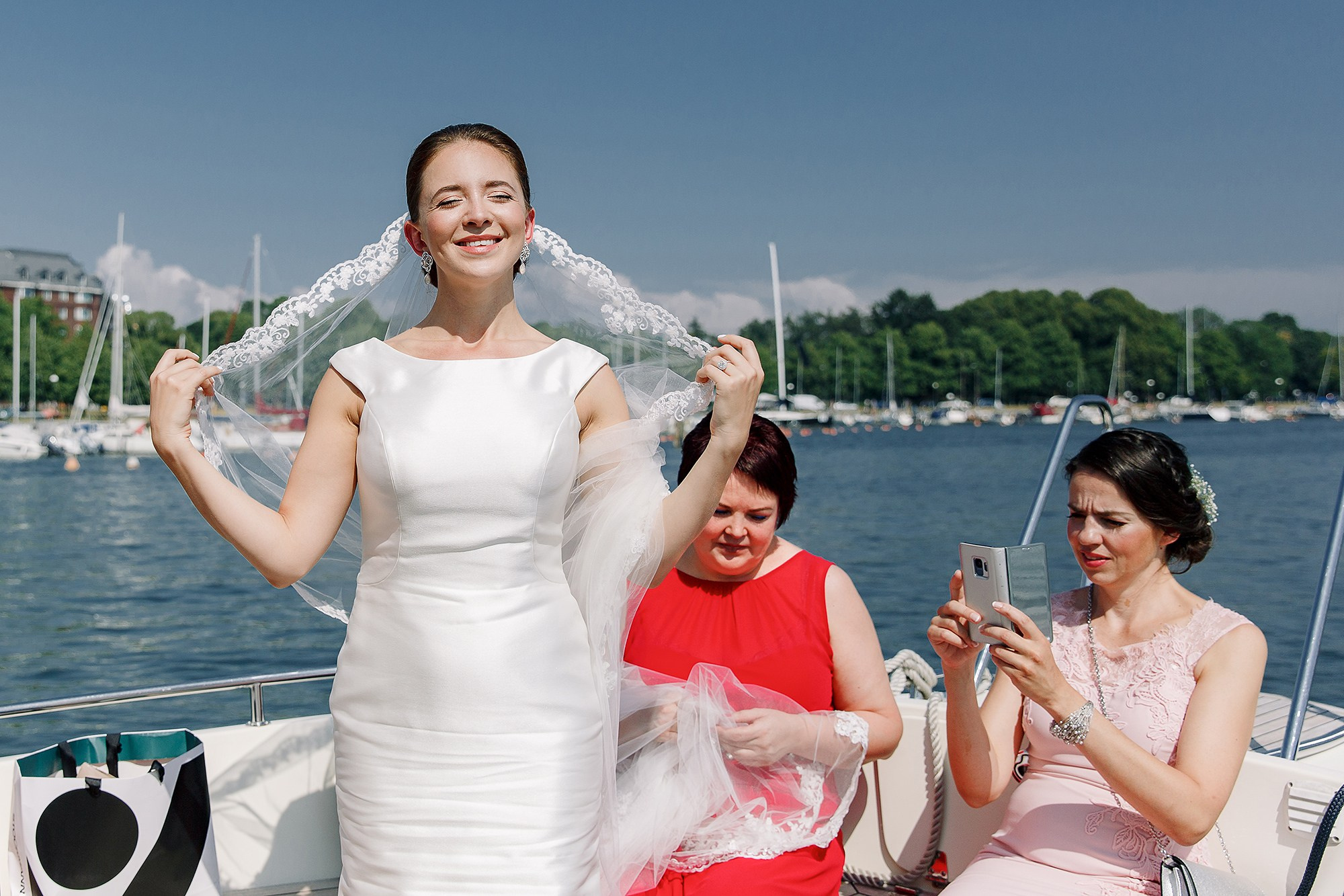 I&I, Fortress wedding