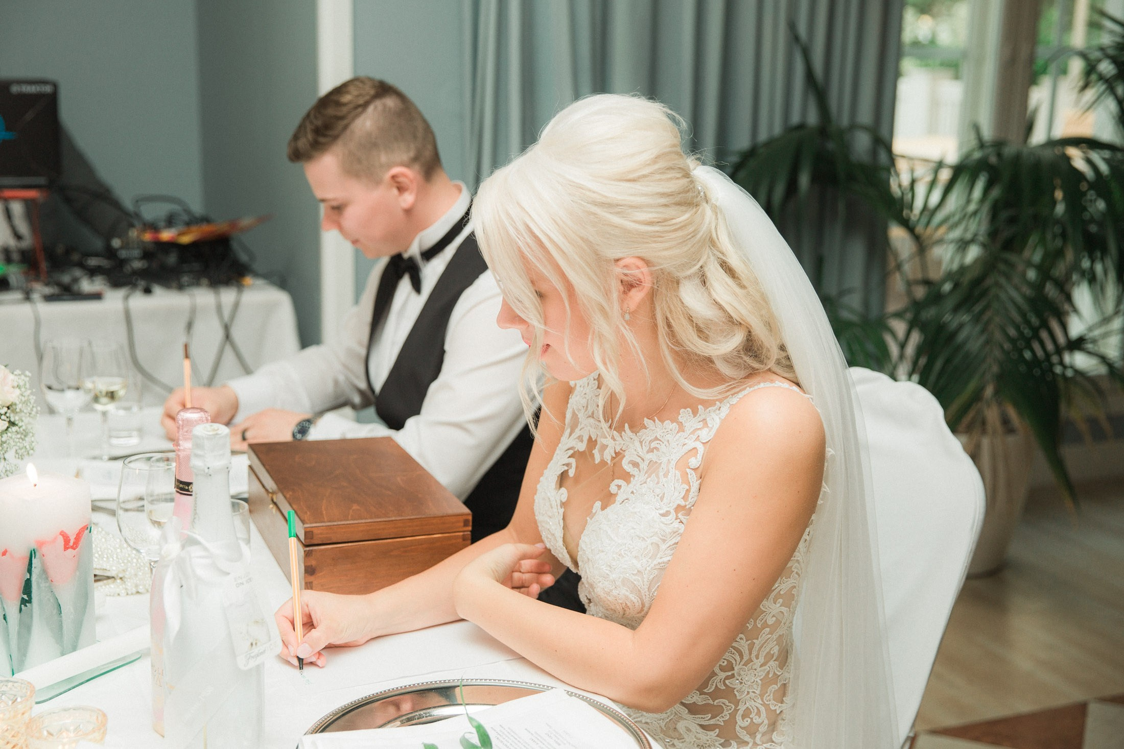 Hääkuvaaja Porvoo | Hääkuvaus Villa Haikko