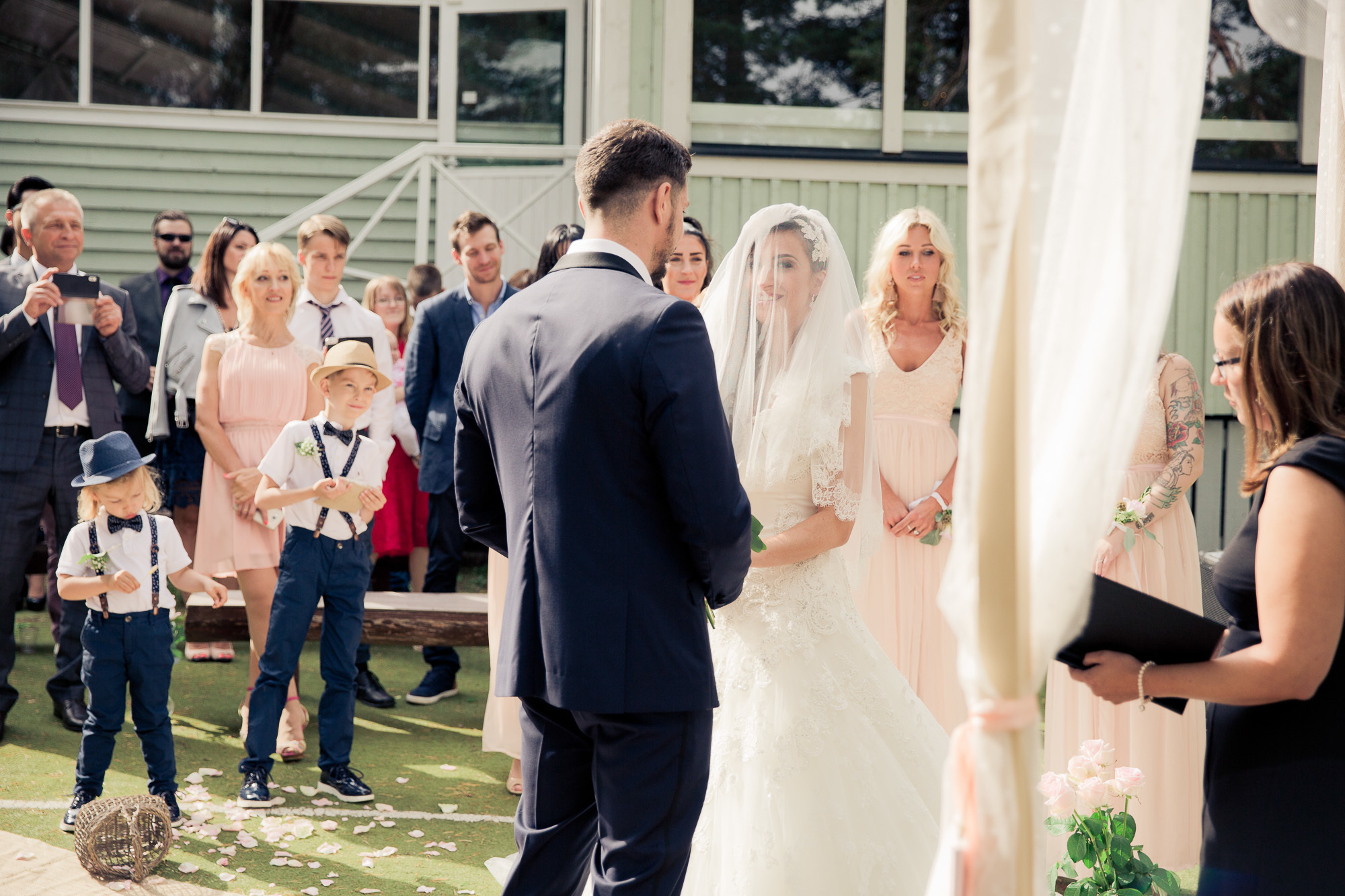 O&A, hääkuvaaja Porvoo, hääkuvaus Haikon kartano ja Tanssisaari