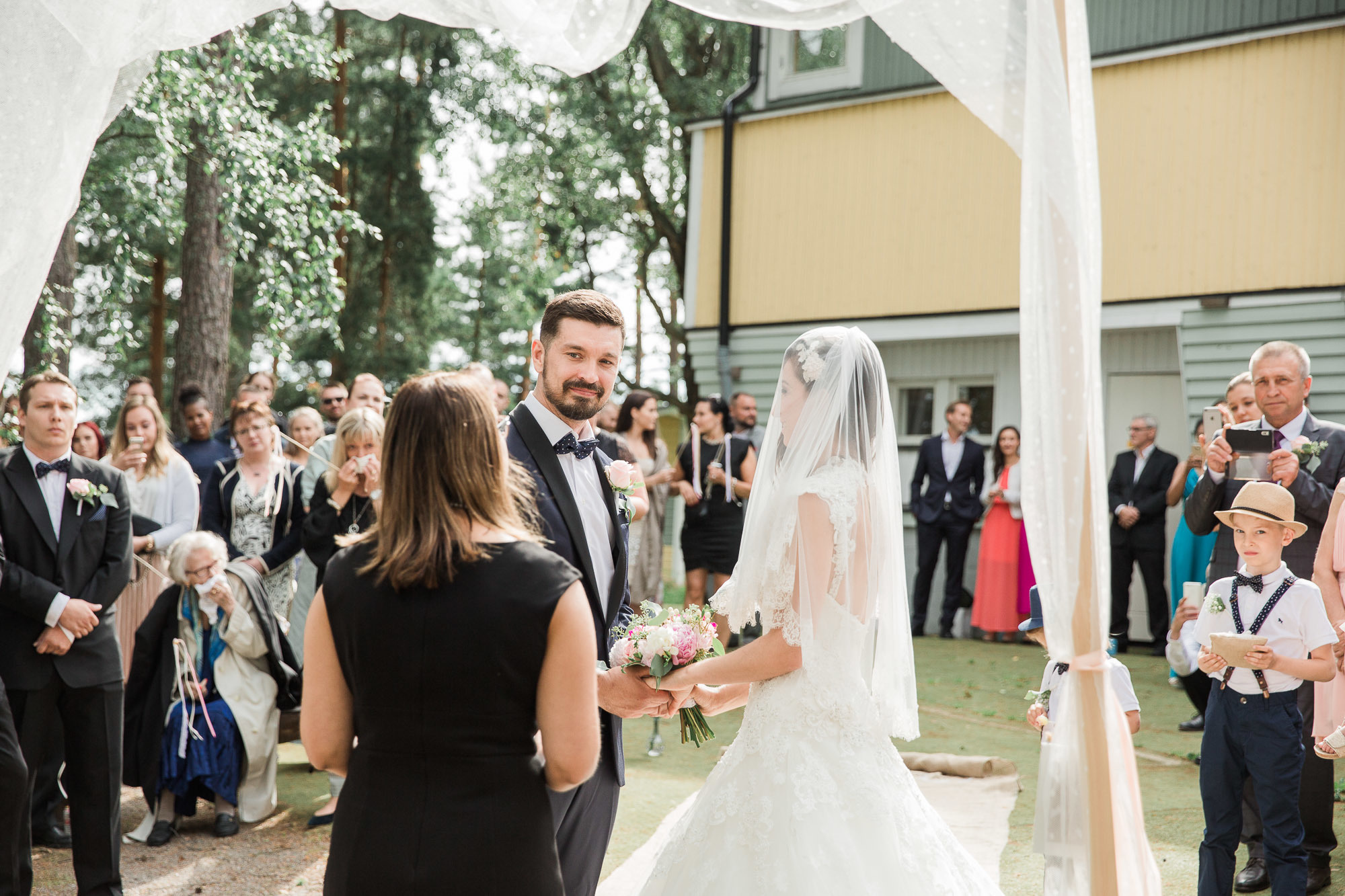 O&A, hääkuvaaja Porvoo, hääkuvaus Haikon kartano ja Tanssisaari