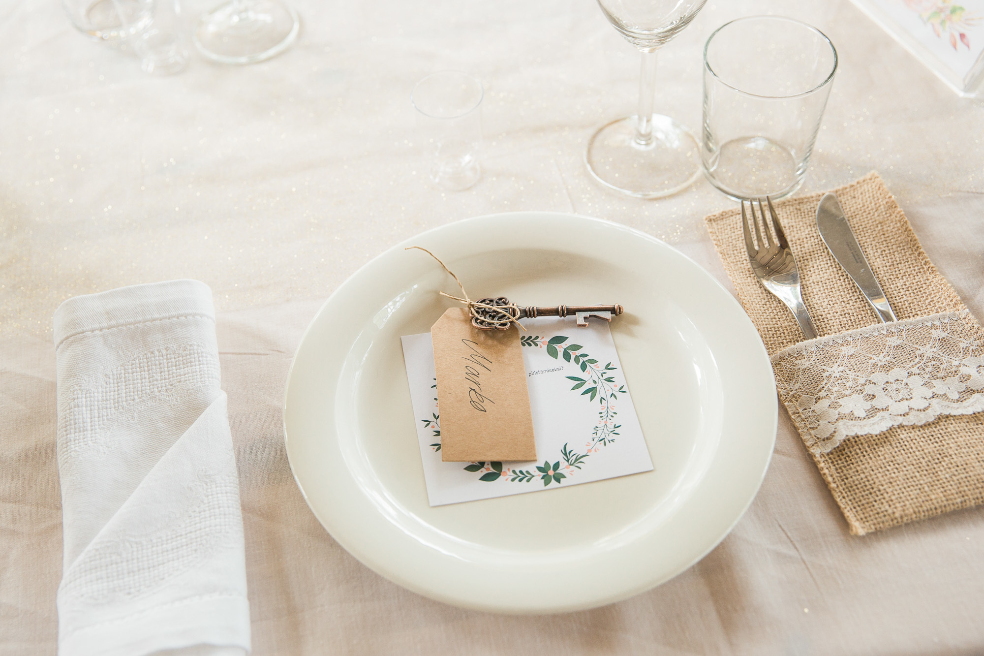 O&A, hääkuvaaja Porvoo, hääkuvaus Haikon kartano ja Tanssisaari