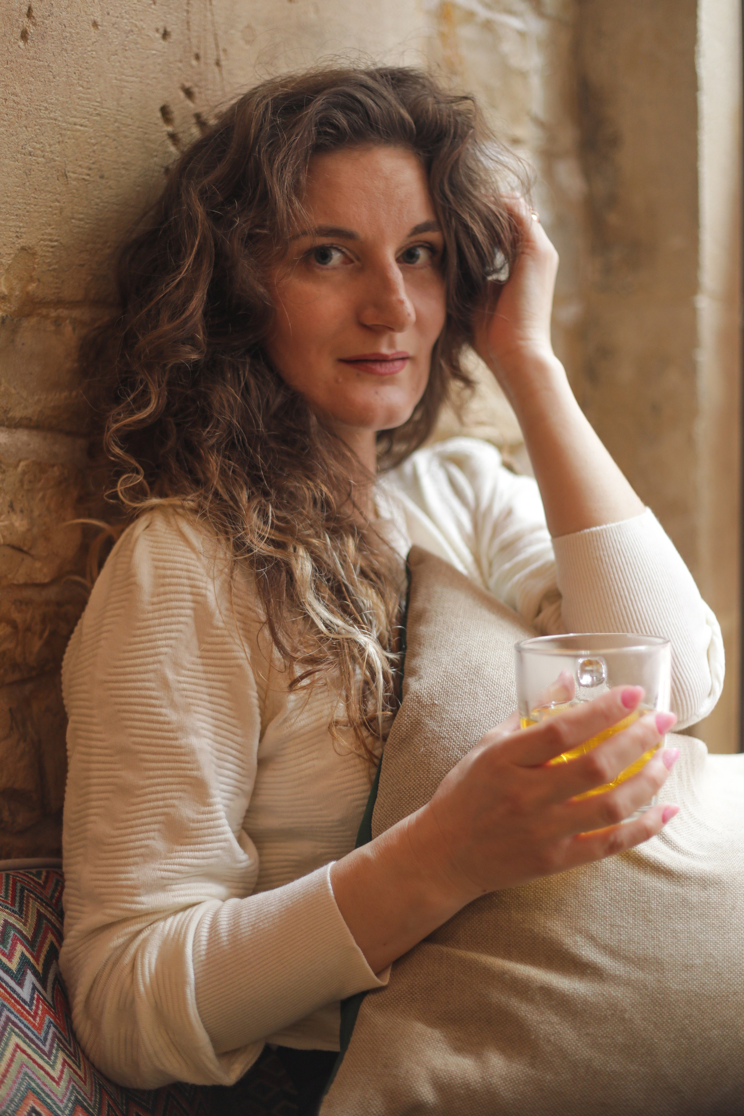 Olesea photoshoot in Bath. Lifestyle & Documentary Photography in Bristol, Bath & London — def0cused