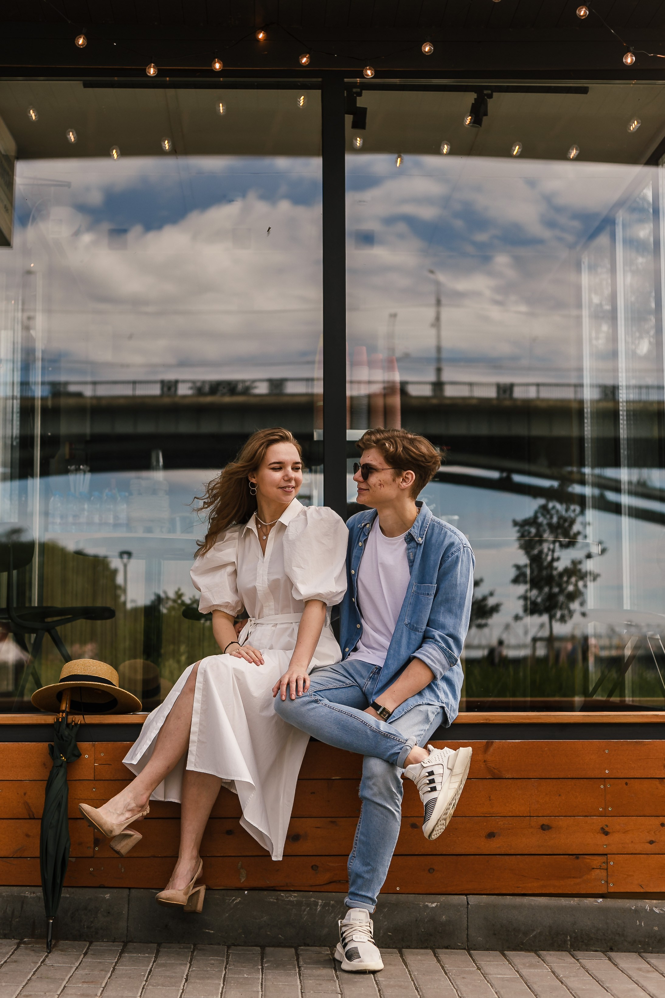 Camina por el terraplén. Fotógrafo de retrato, familia y reportajes en Valencia | España | Europa Vitalii Lumier