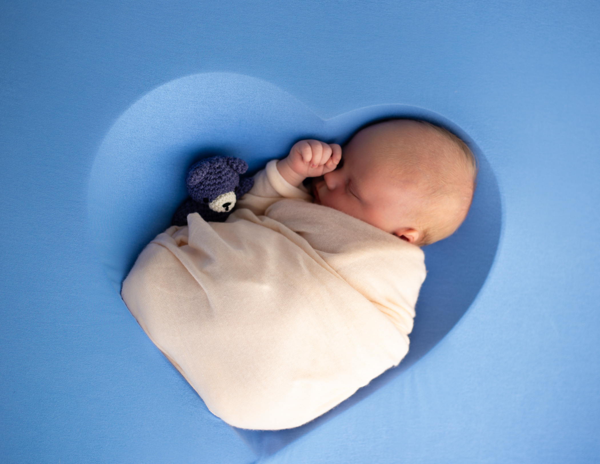 Mark (foto bebé 3 meses). Fotógrafo en Mataró, Eugenia Shikhina