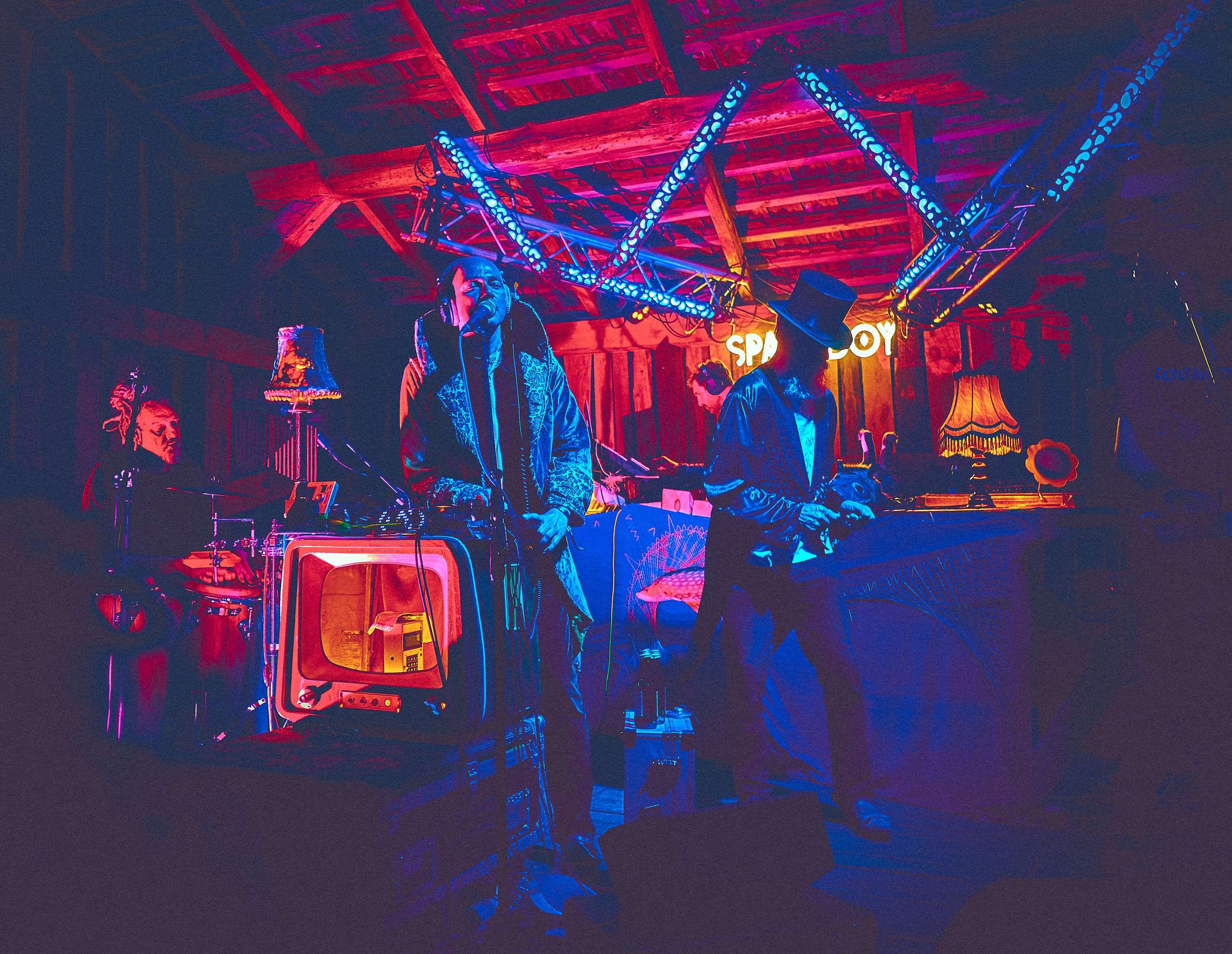 Koncert SPACEBOY na Fruń Festival 2022. Andriej Szypilow — Photography & Videography