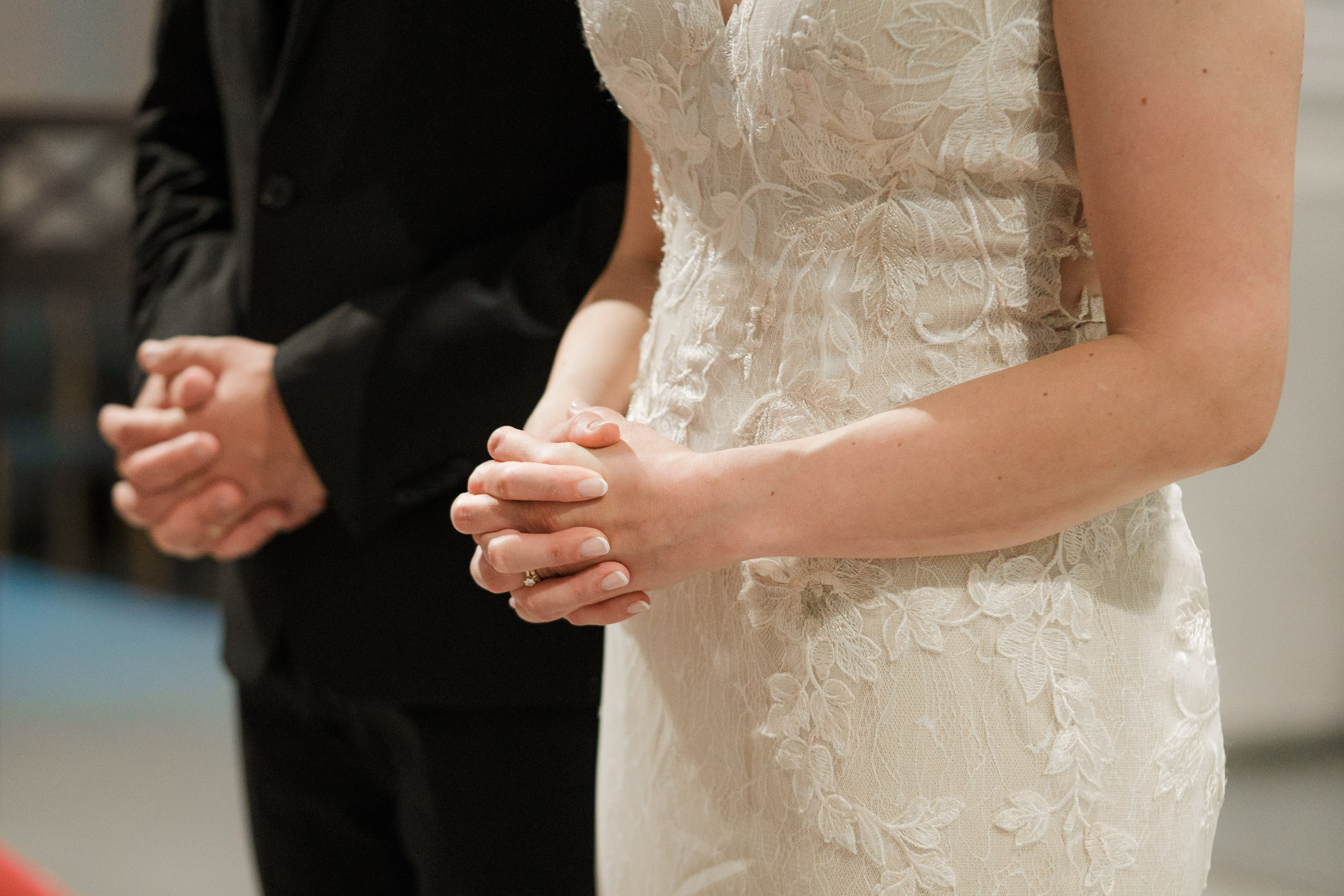 M&P, häävalokuvaus Klaus K, Rake-sali ja Helsingin vanha kirkko