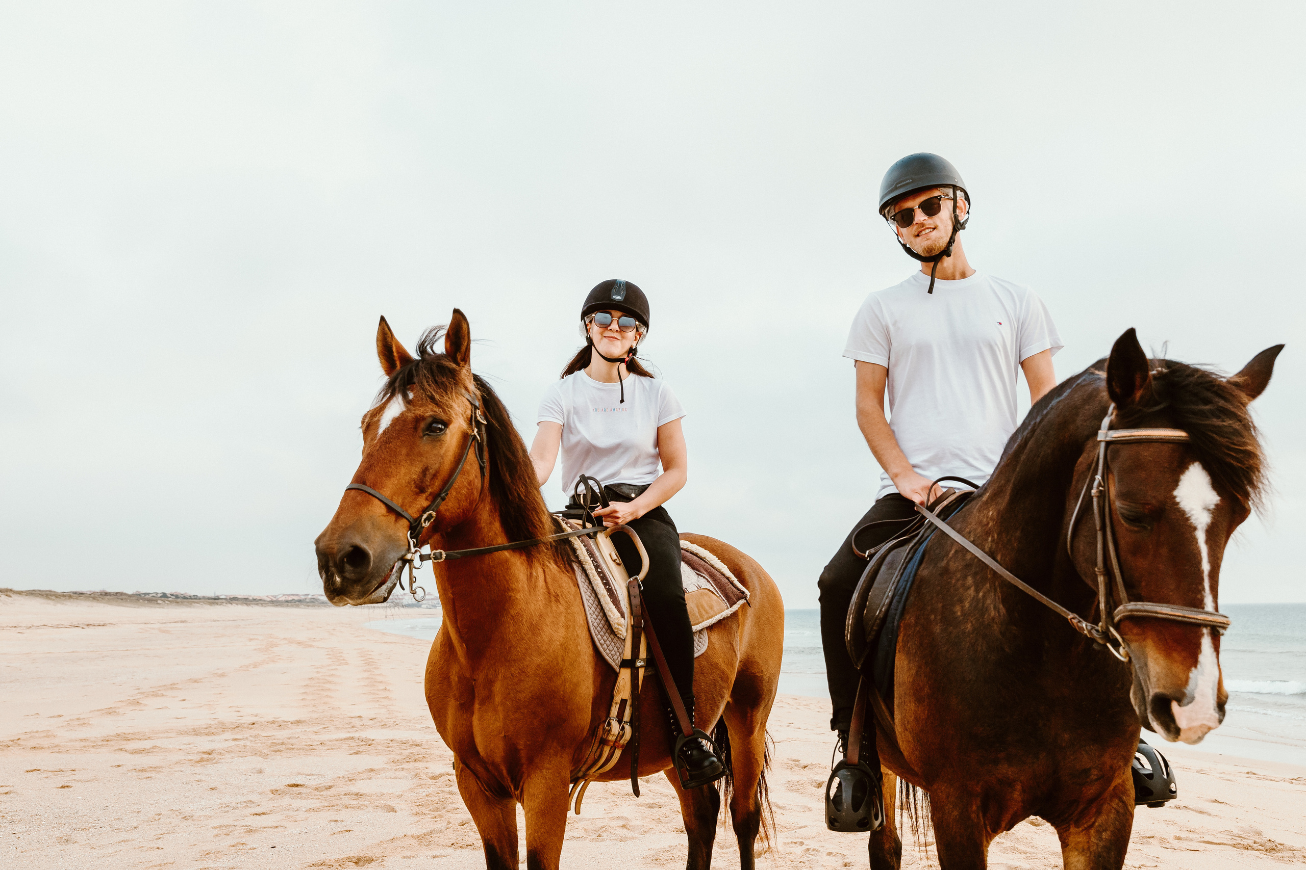 Momento a Dois em Peniche. Luxury Wedding Photography & Cinematic Films | Portugal & Destination Weddings | Ricardo & Mary Pictures
