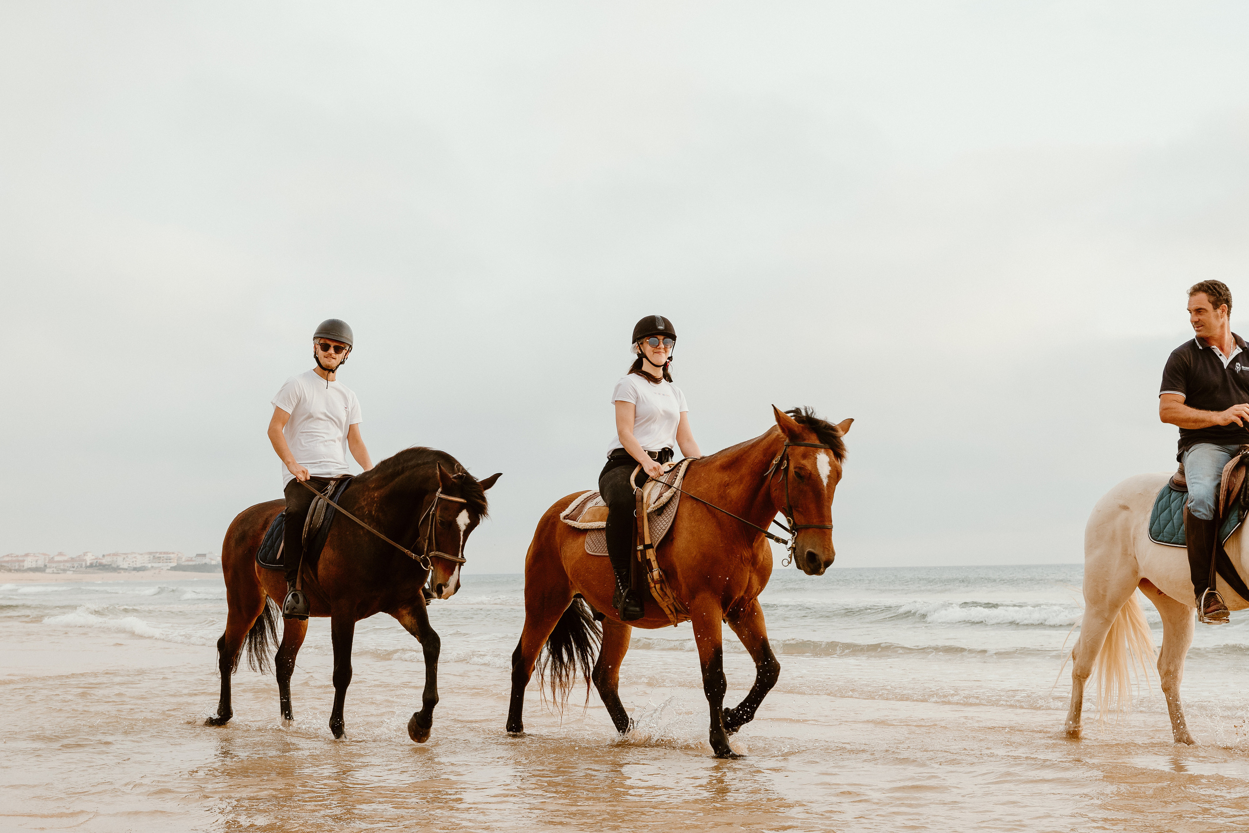 Momento a Dois em Peniche. Luxury Wedding Photography & Cinematic Films | Portugal & Destination Weddings | Ricardo & Mary Pictures
