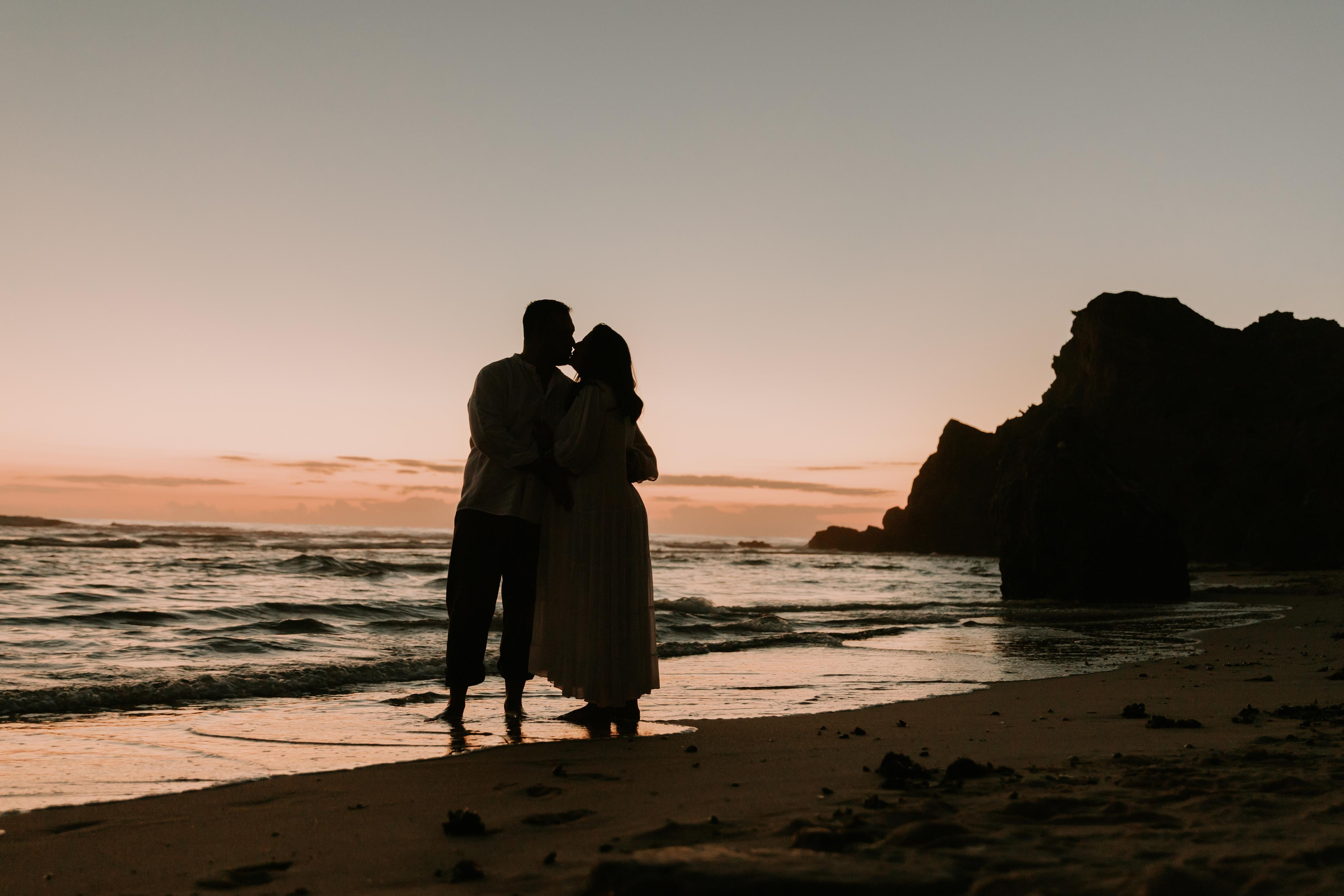 Sessão Maternidade na Praia de Paredes da Vitória. Luxury Wedding Photography & Cinematic Films | Portugal & Destination Weddings | Ricardo & Mary Pictures