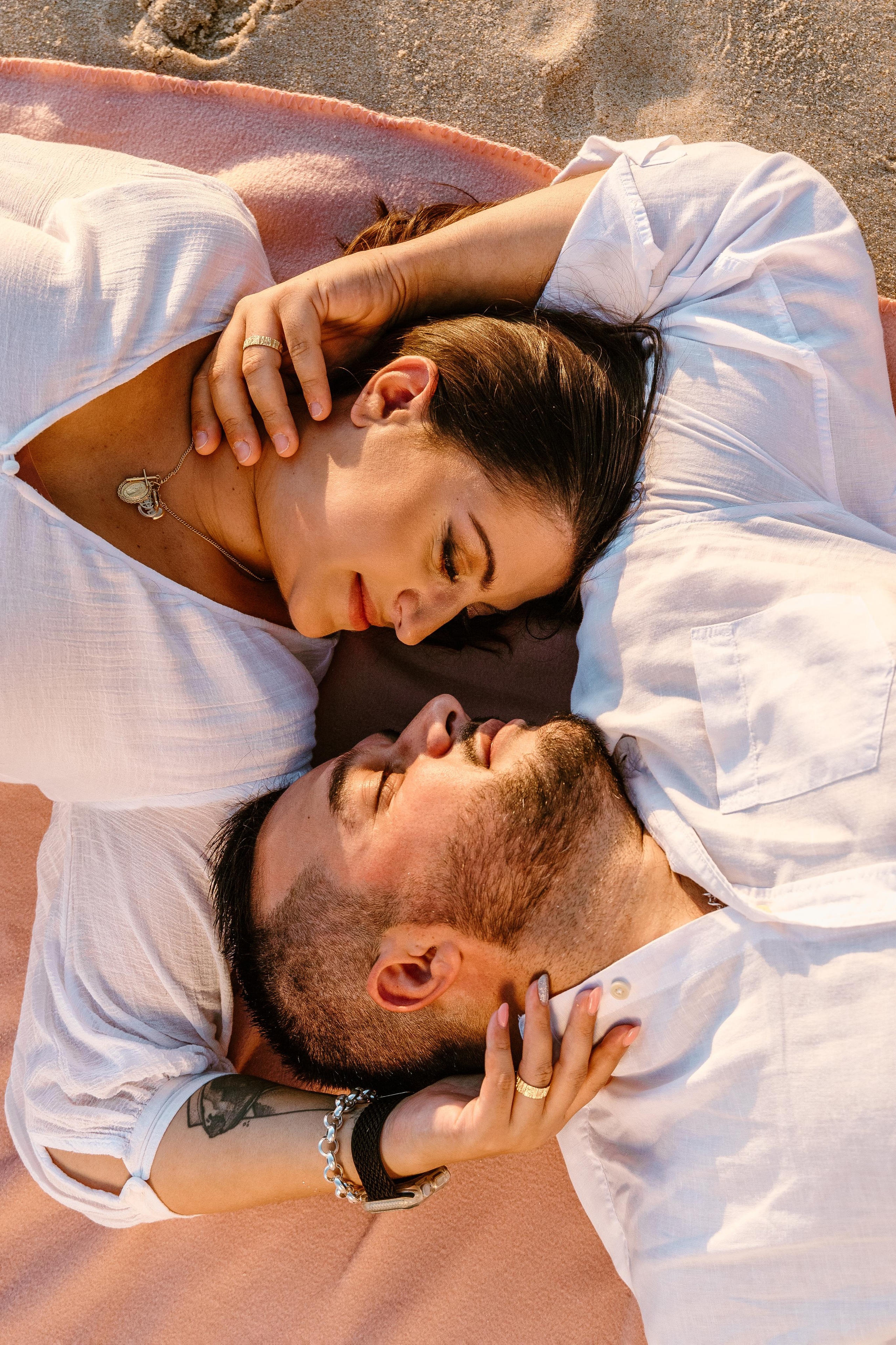 Sessão Maternidade na Praia de Paredes da Vitória. Luxury Wedding Photography & Cinematic Films | Portugal & Destination Weddings | Ricardo & Mary Pictures