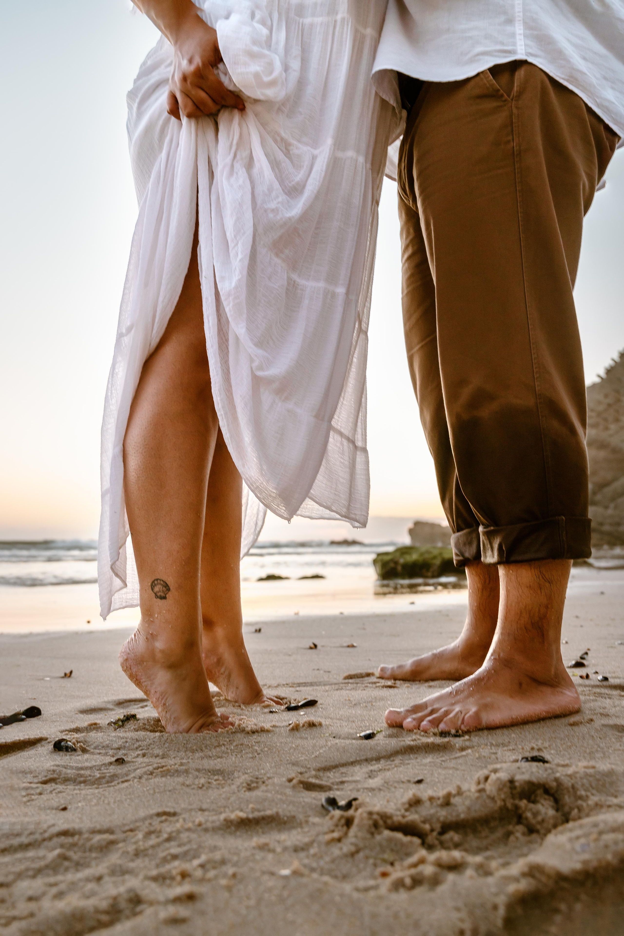 Sessão Maternidade na Praia de Paredes da Vitória. Luxury Wedding Photography & Cinematic Films | Portugal & Destination Weddings | Ricardo & Mary Pictures