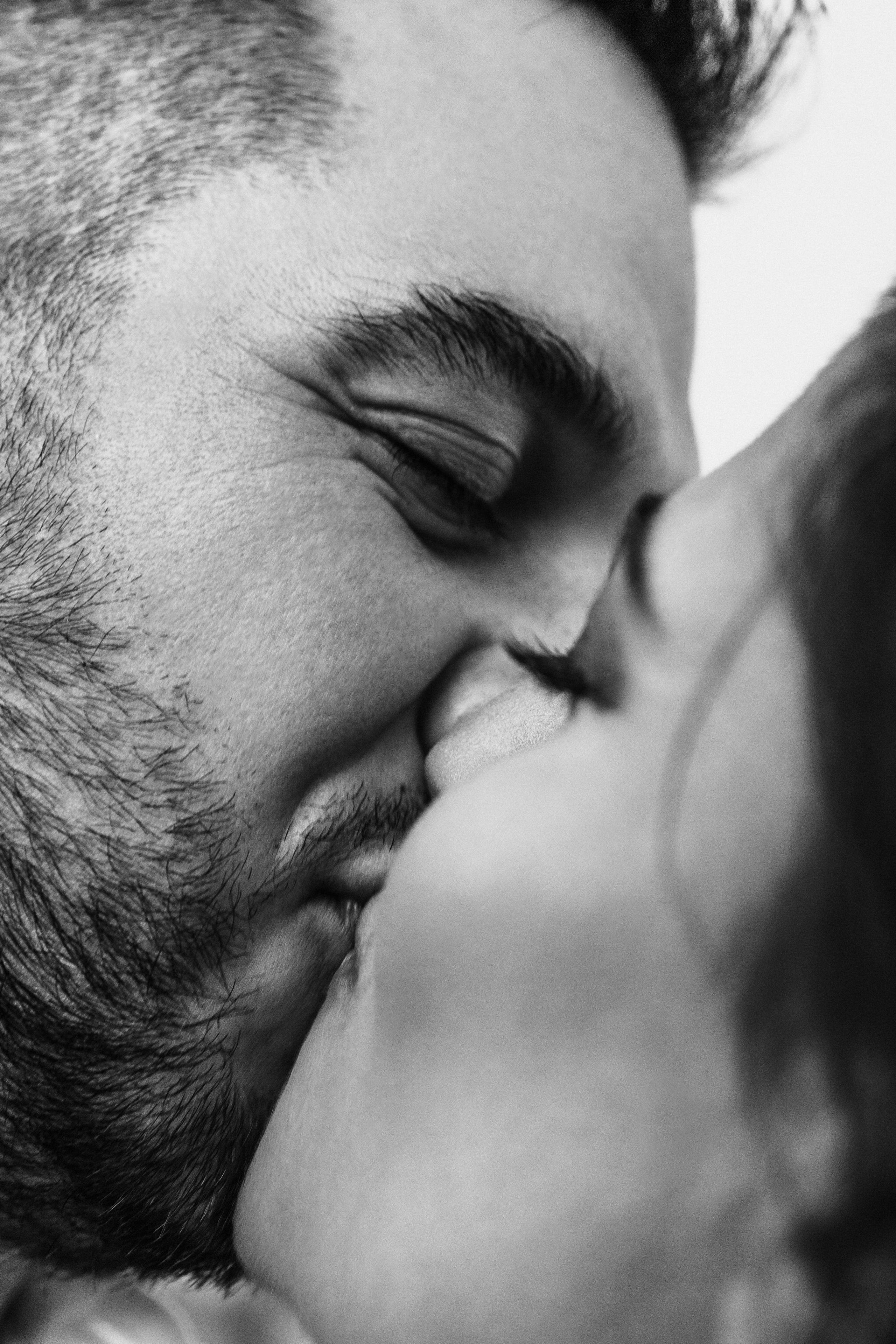 Sessão Maternidade na Praia de Paredes da Vitória. Luxury Wedding Photography & Cinematic Films | Portugal & Destination Weddings | Ricardo & Mary Pictures