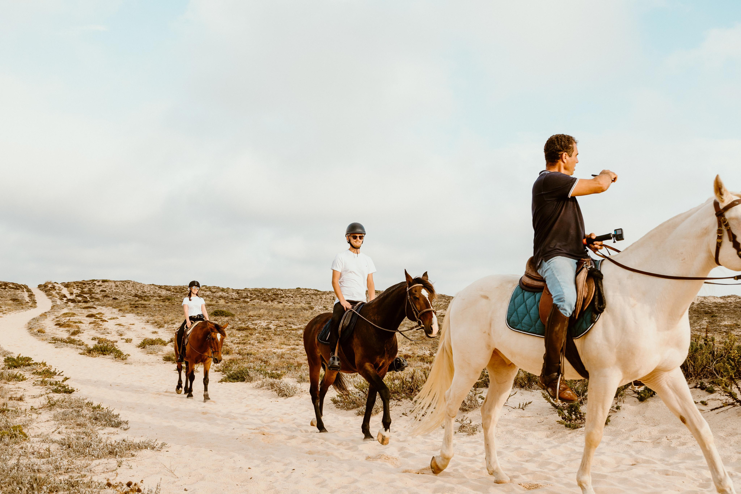 Momento a Dois em Peniche. Luxury Wedding Photography & Cinematic Films | Portugal & Destination Weddings | Ricardo & Mary Pictures