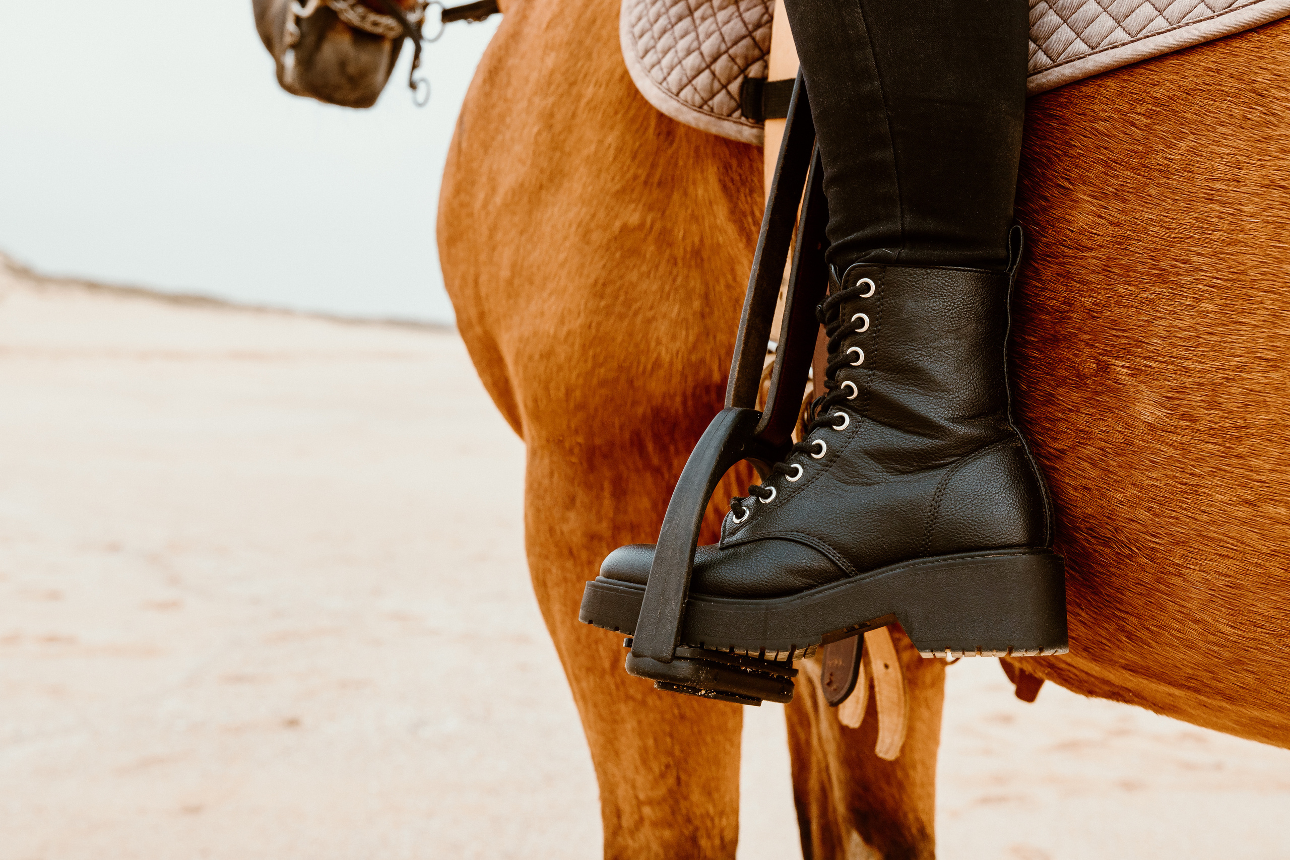 Momento a Dois em Peniche. Luxury Wedding Photography & Cinematic Films | Portugal & Destination Weddings | Ricardo & Mary Pictures