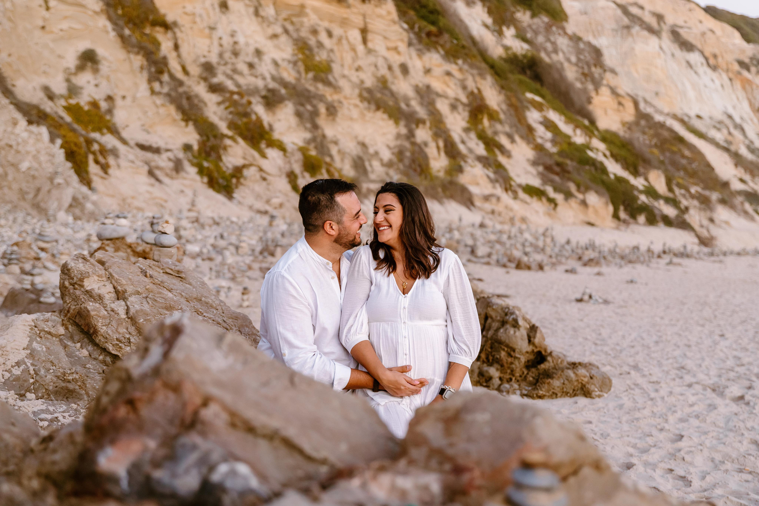 Sessão Maternidade na Praia de Paredes da Vitória. Luxury Wedding Photography & Cinematic Films | Portugal & Destination Weddings | Ricardo & Mary Pictures