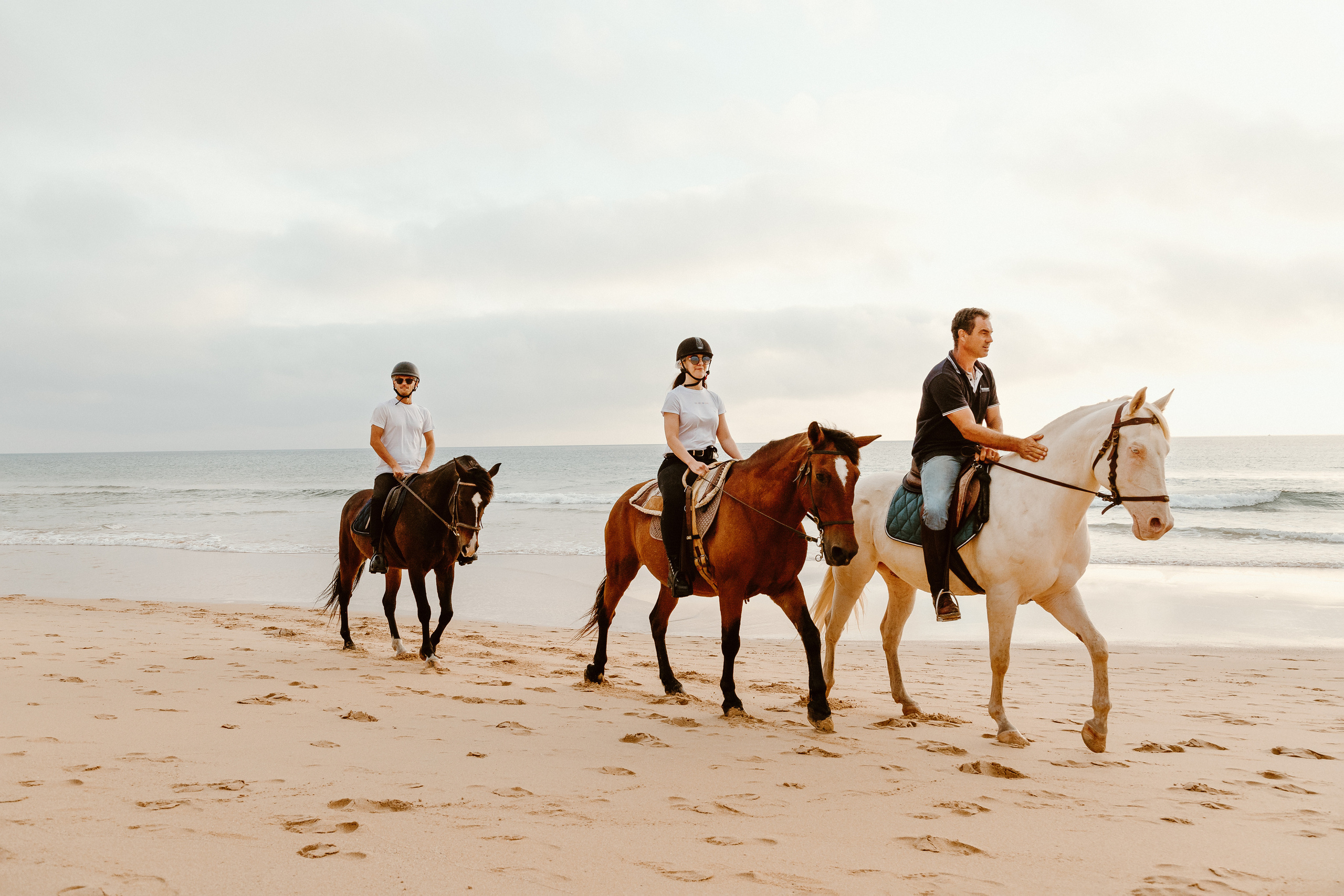 Momento a Dois em Peniche. Luxury Wedding Photography & Cinematic Films | Portugal & Destination Weddings | Ricardo & Mary Pictures