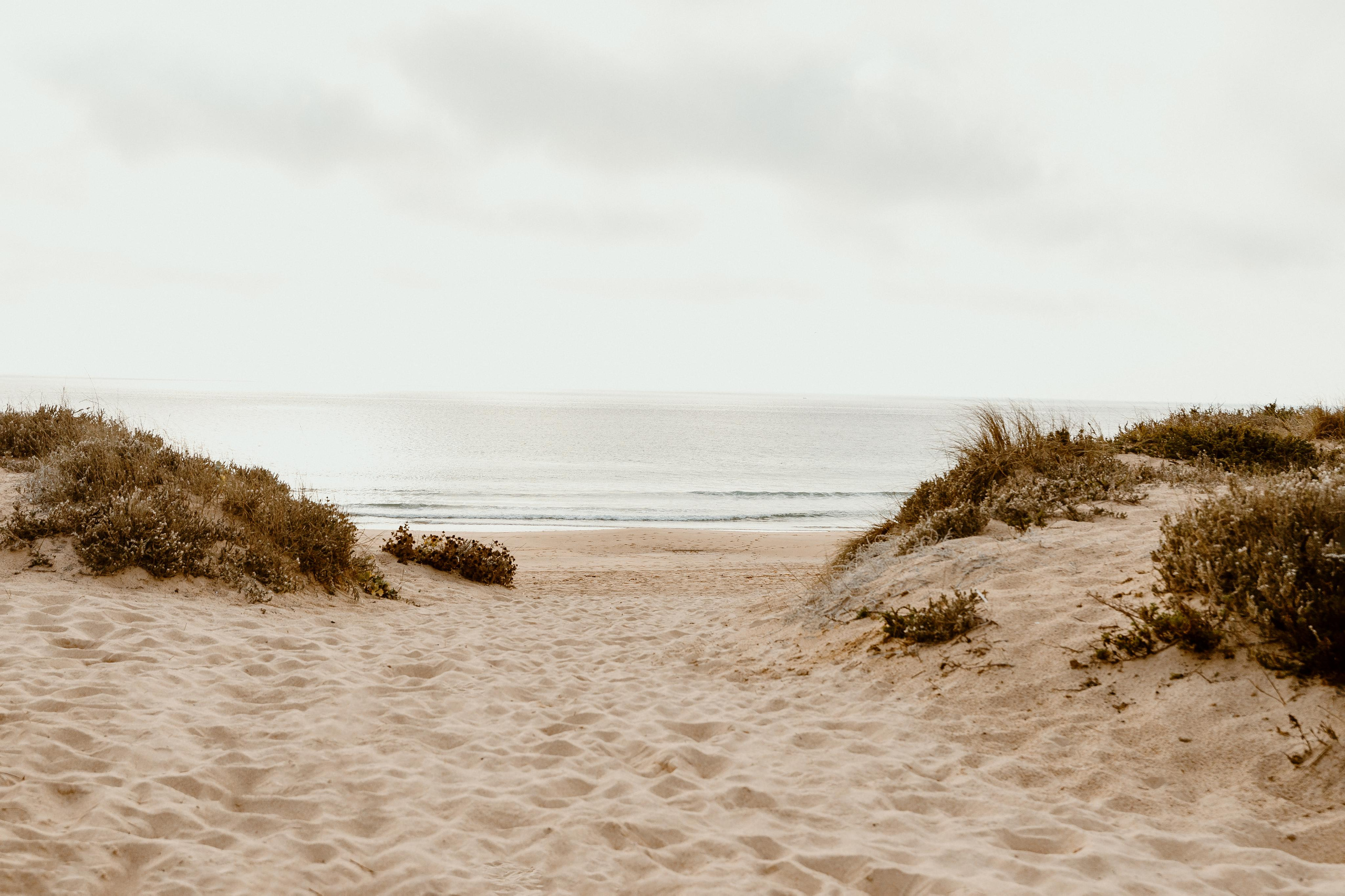 Momento a Dois em Peniche. Luxury Wedding Photography & Cinematic Films | Portugal & Destination Weddings | Ricardo & Mary Pictures