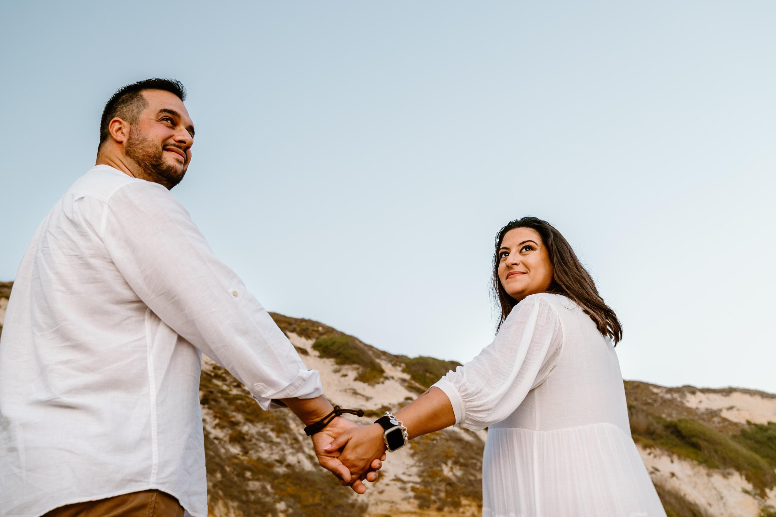 Sessão Maternidade na Praia de Paredes da Vitória. Luxury Wedding Photography & Cinematic Films | Portugal & Destination Weddings | Ricardo & Mary Pictures